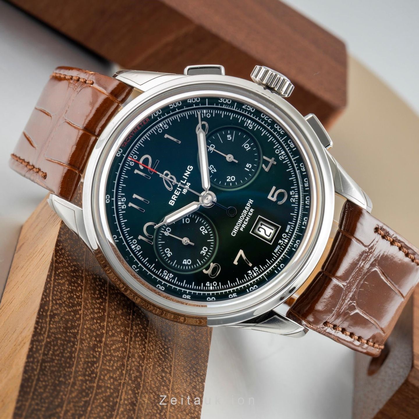 Breitling Premier AB0145371L1P1 (Onbekend (willekeurig serienummer)) - Groen wijzerplaat 42mm Staal (2/8)