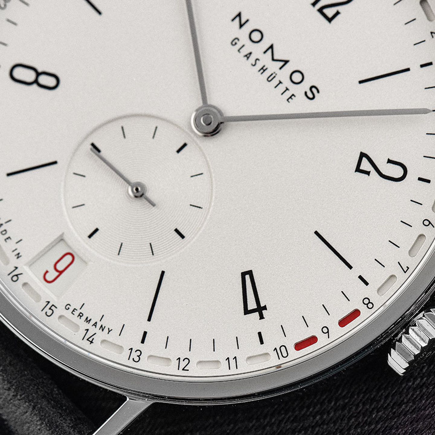NOMOS Tangente 135 - (3/7)