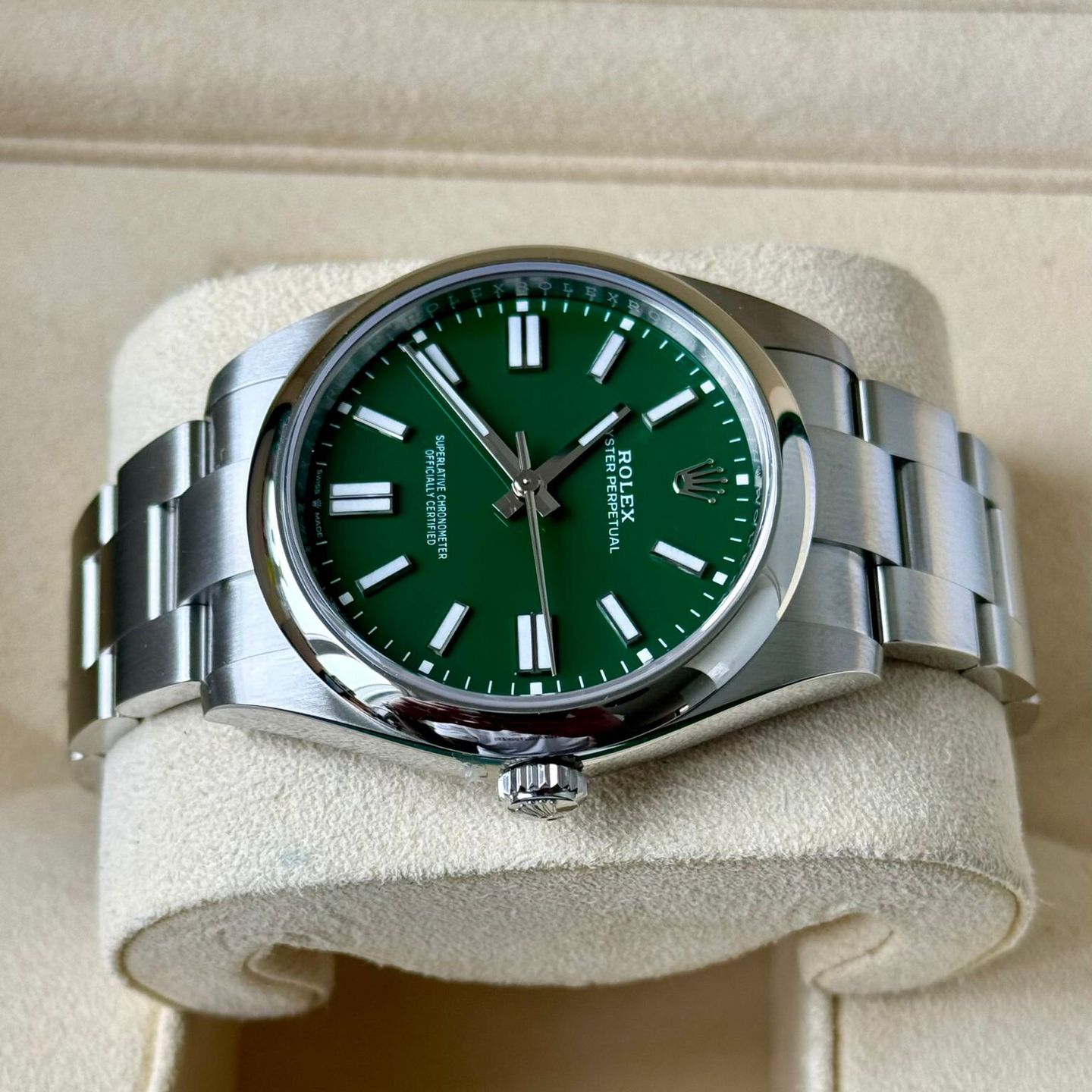 Rolex Oyster Perpetual 41 124300 - (4/7)