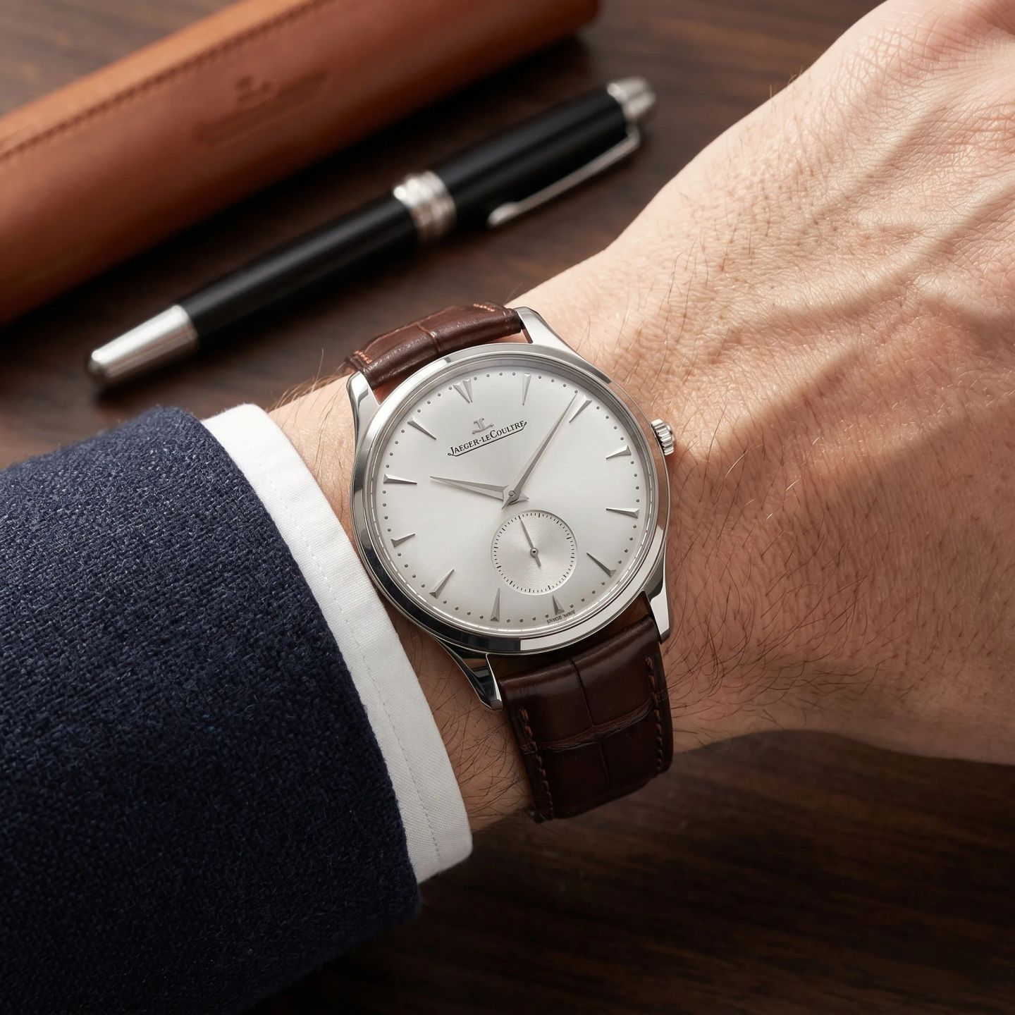 Jaeger-LeCoultre Master Grande Ultra Thin Q1358420 (2016) - Zilver wijzerplaat 40mm Staal (2/8)