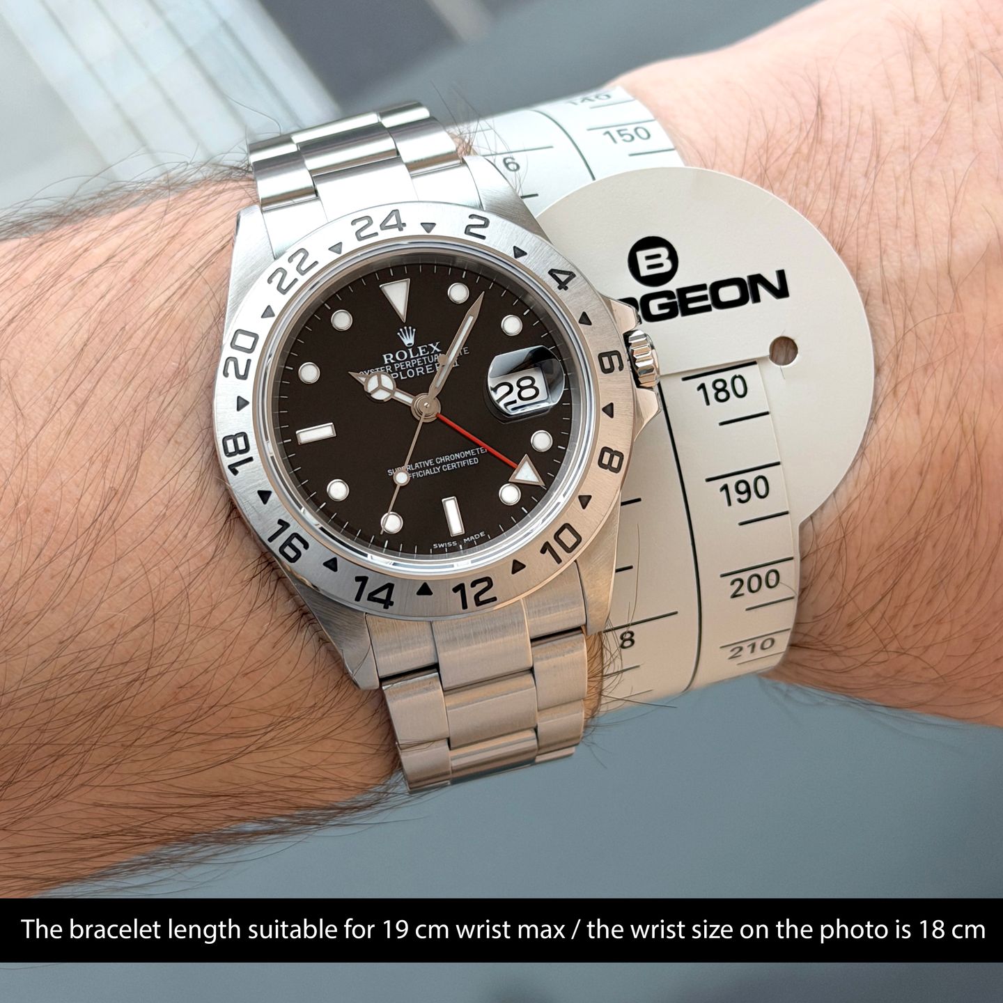 Rolex Explorer II 16570 (2004) - 40 mm Steel case (2/8)