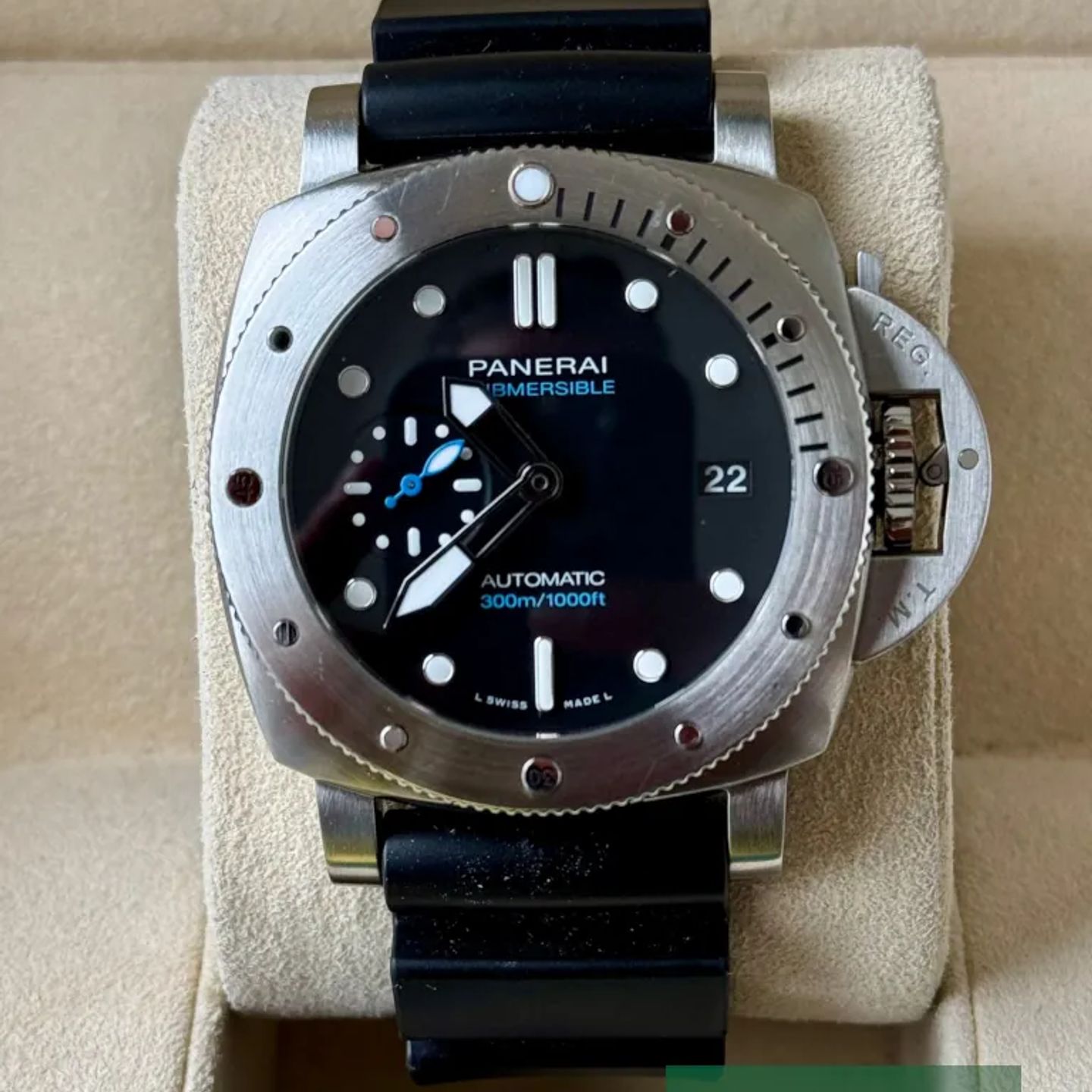 Panerai Luminor Submersible PAM00973 - (2/7)