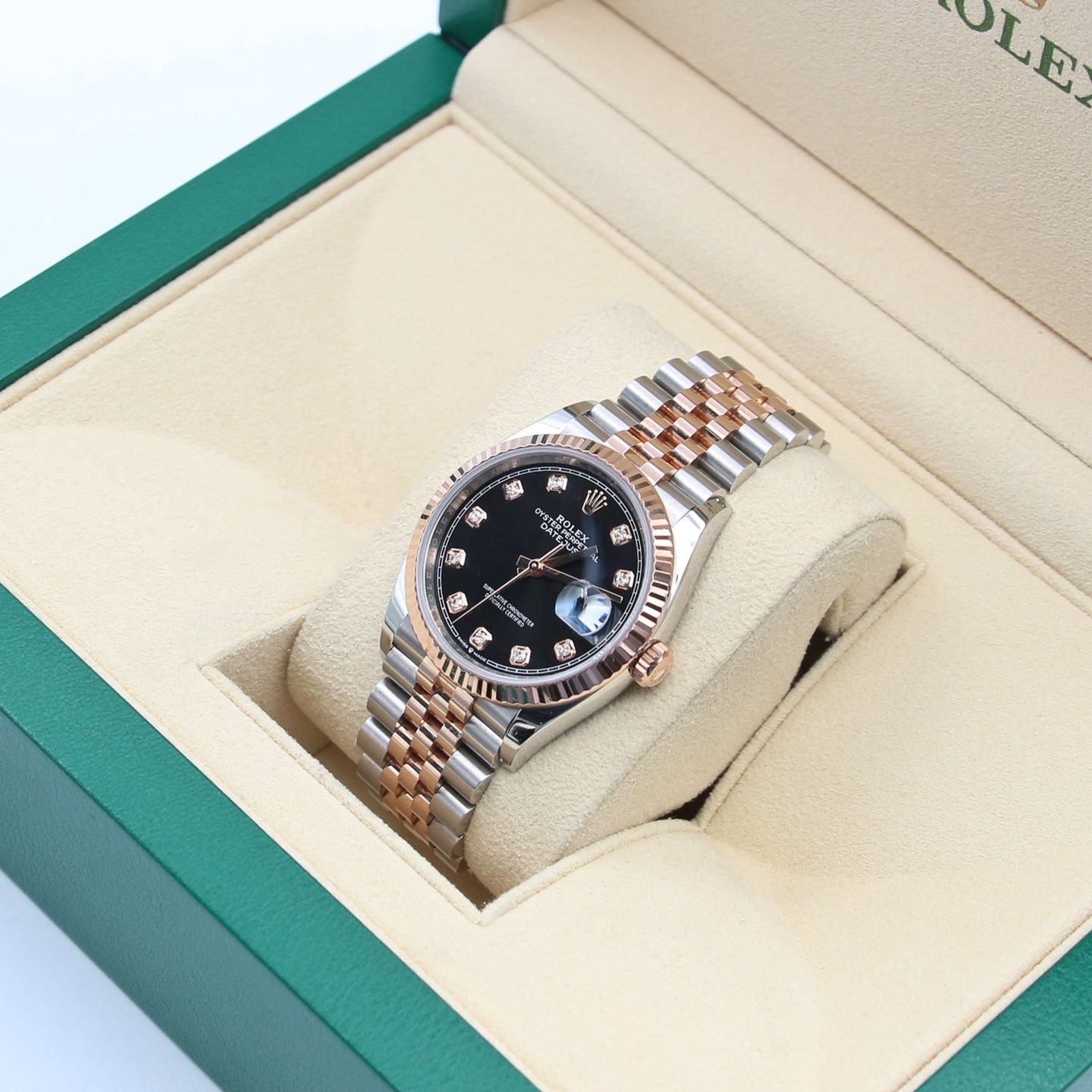 Rolex Datejust 36 126231 (Unknown (random serial)) - Black dial 36 mm Gold/Steel case (1/8)