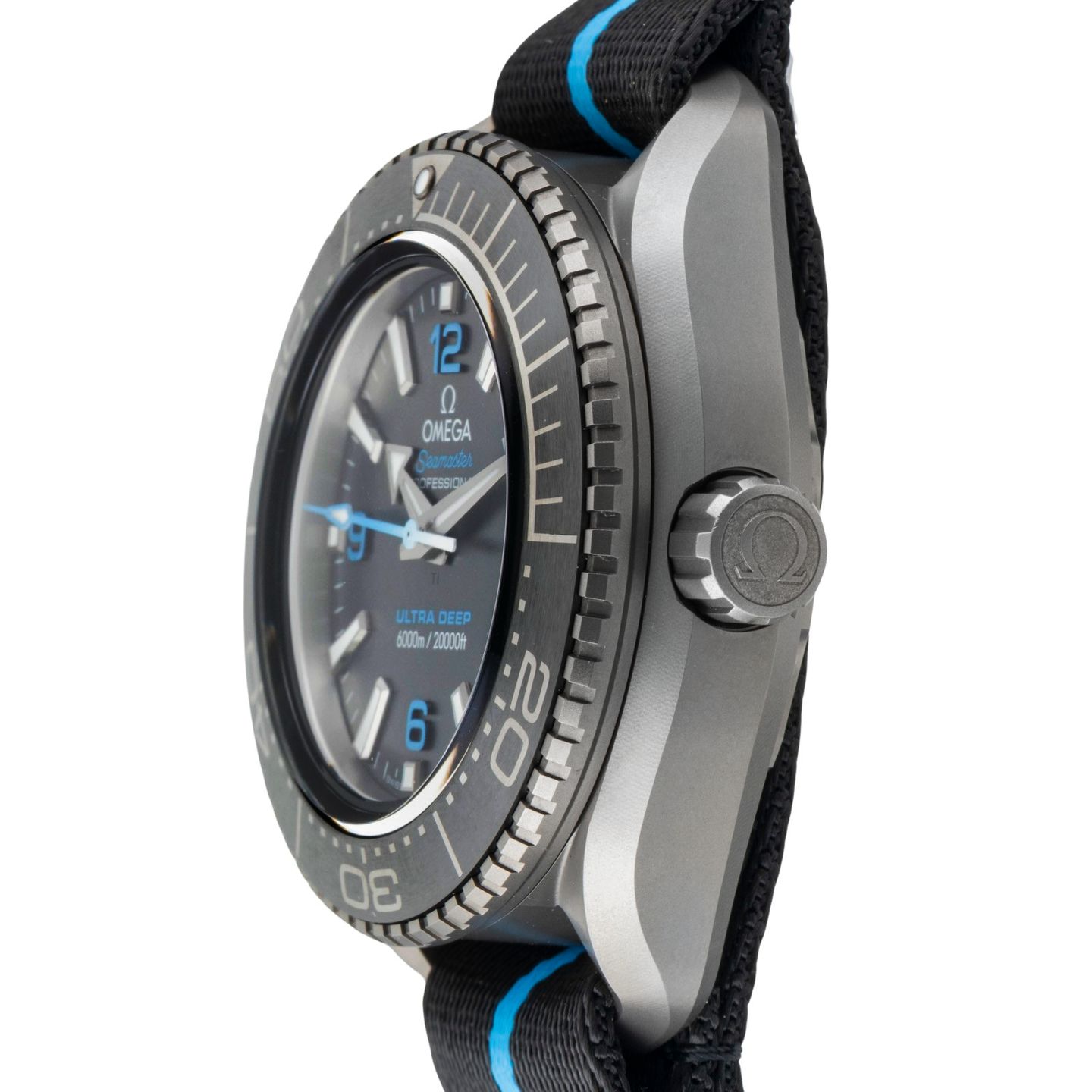 Omega Seamaster Planet Ocean 215.92.46.21.01.001 (Unknown (random serial)) - Black dial 46 mm Titanium case (6/8)