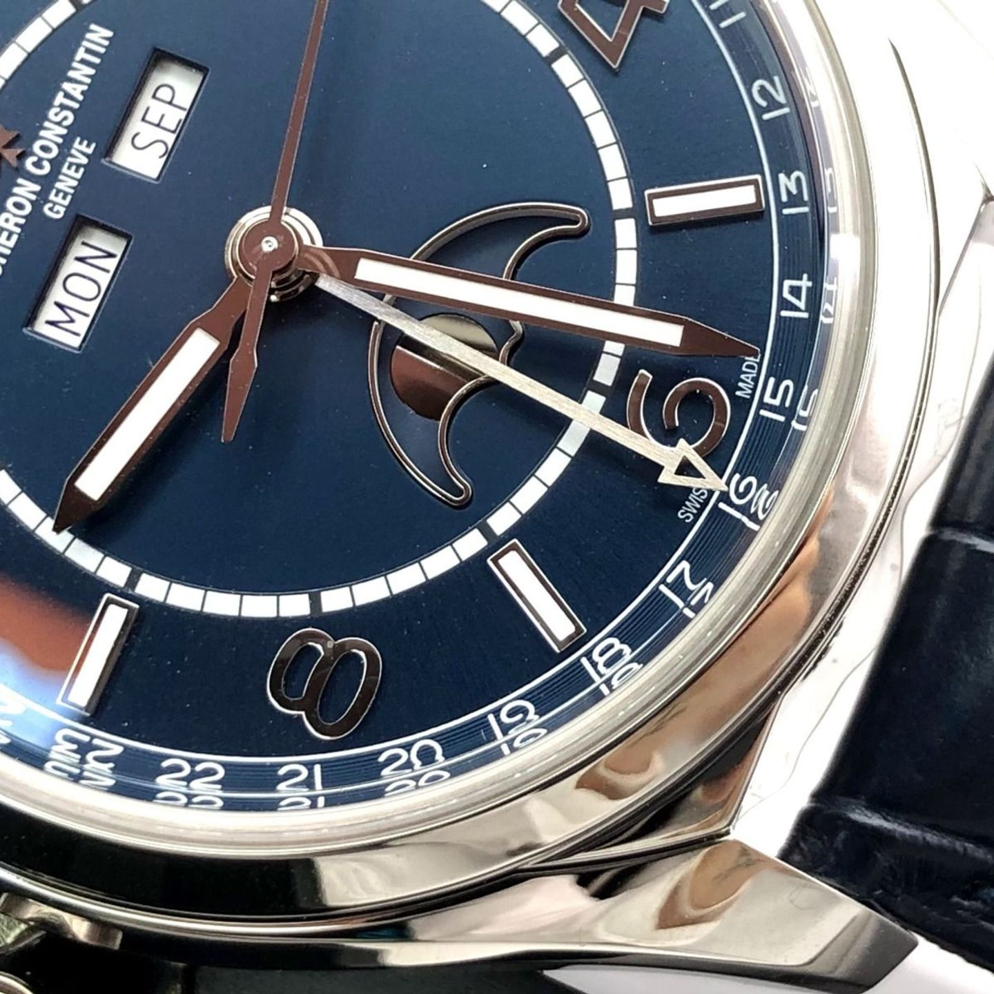 Vacheron Constantin Fiftysix 4000E/000A-B548 (2022) - Blue dial 40 mm Steel case (6/8)