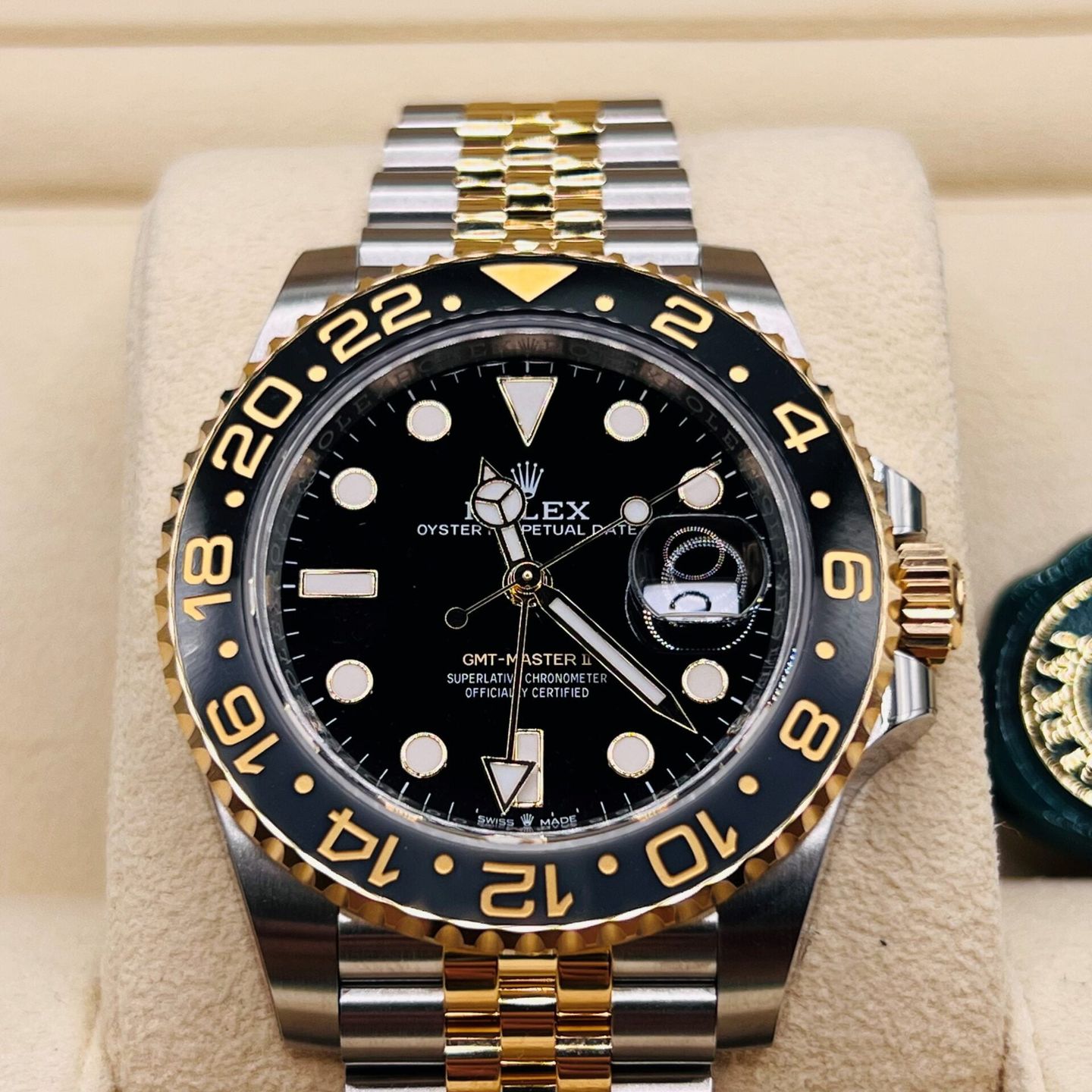 Rolex GMT-Master II 126713GRNR - (3/6)