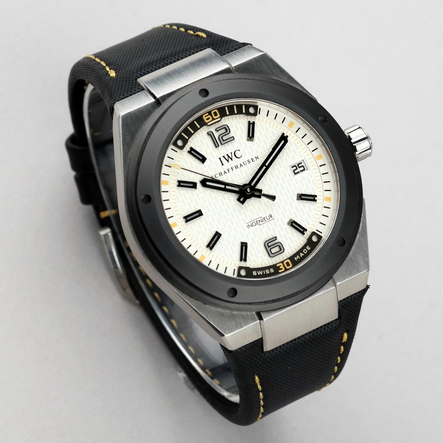 IWC Ingenieur Automatic IW323402 (2011) - White dial 44 mm Ceramic case (2/8)