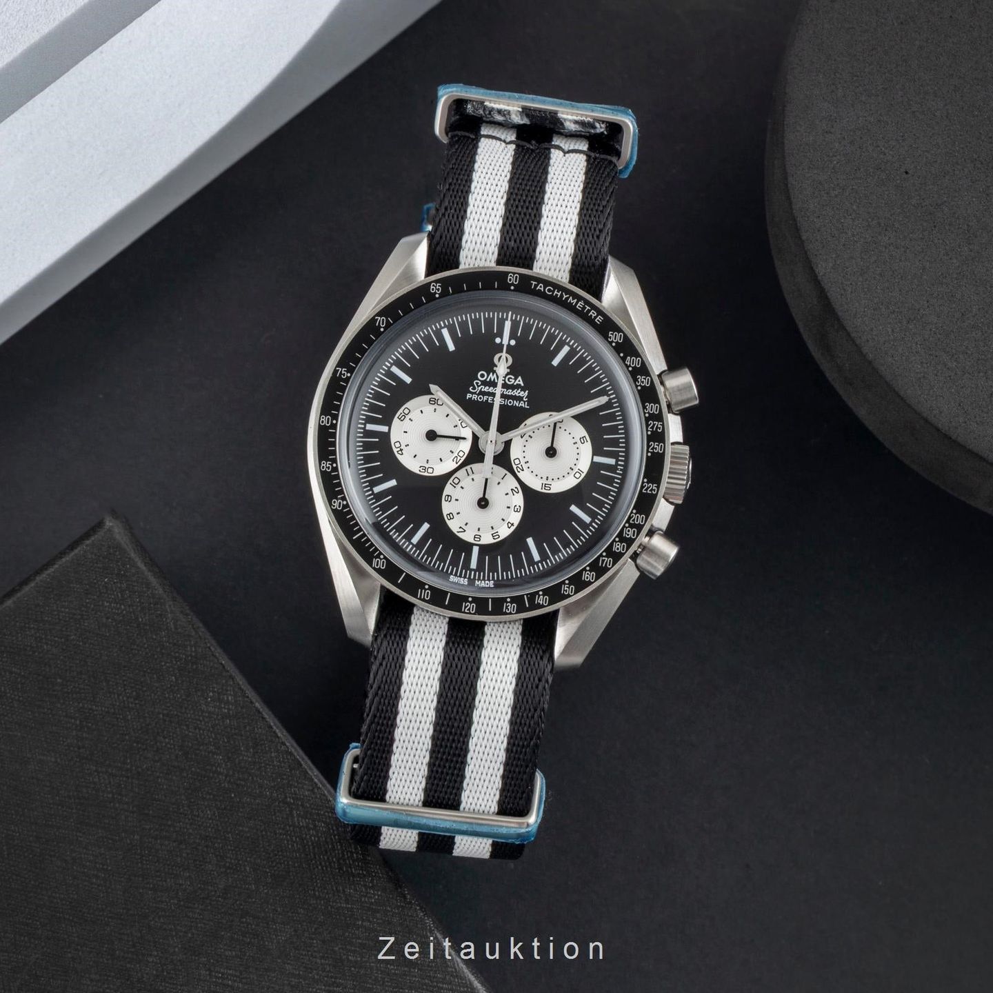 Omega Speedmaster Professional Moonwatch 311.32.42.30.01.001 - (3/8)
