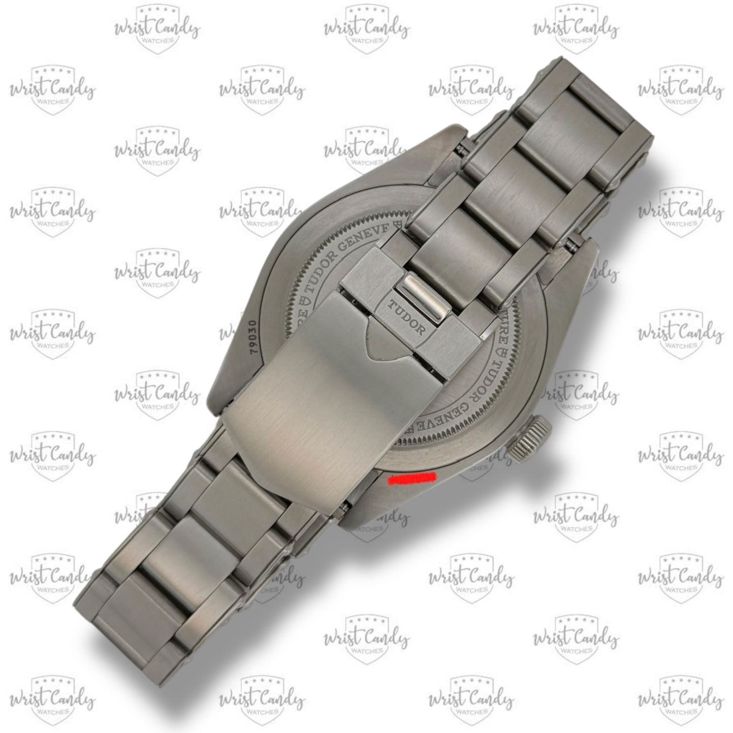 Tudor Black Bay Fifty-Eight 79030N (2019) - Black dial 39 mm Steel case (7/8)