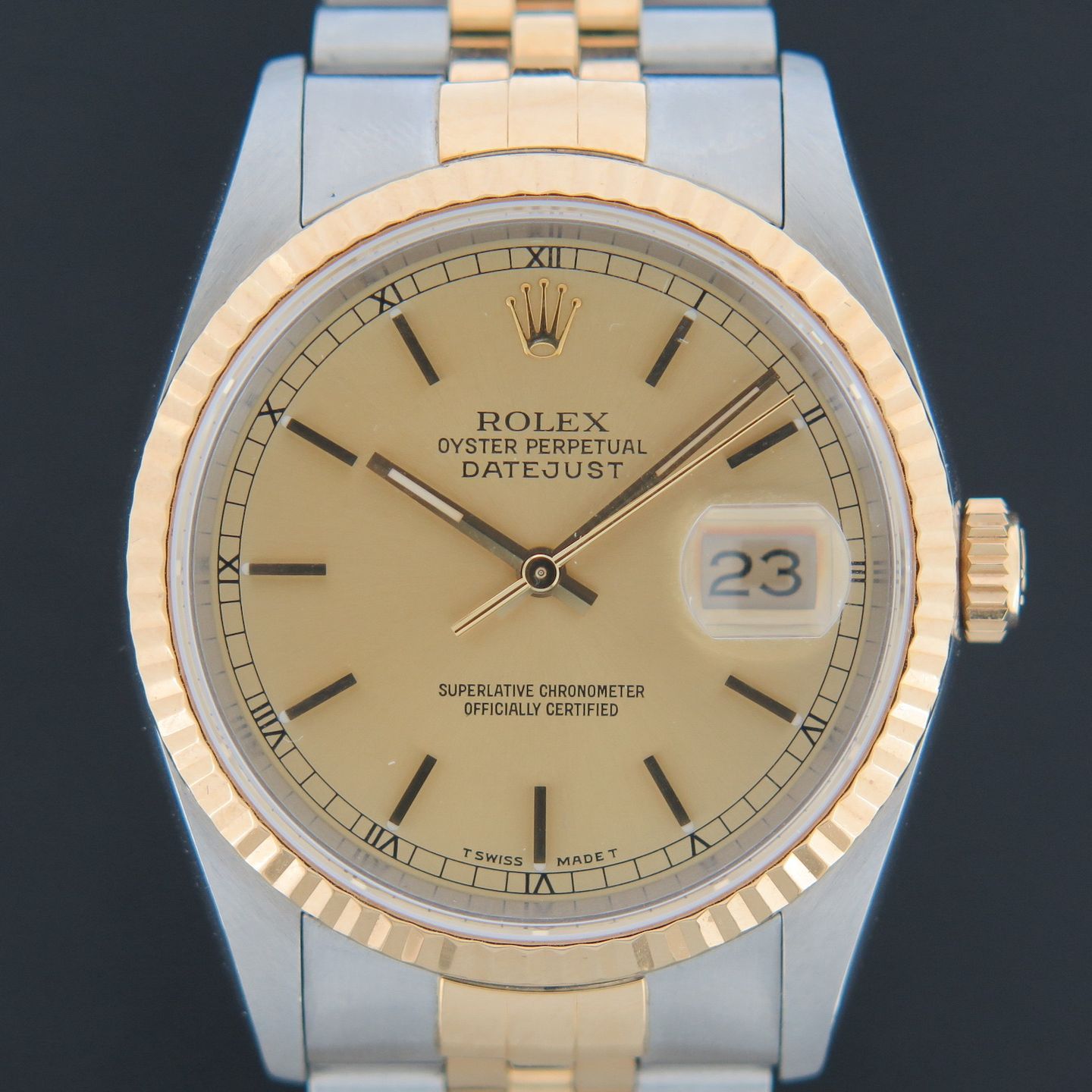 Rolex Datejust 36 116233 (1993) - 36 mm Gold/Steel case (2/4)