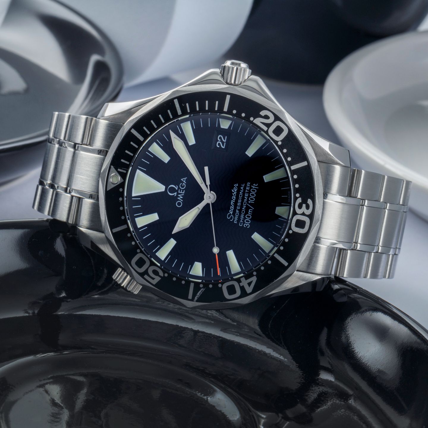 Omega Seamaster Diver 300 M 2254.50.00 (1999) - Zwart wijzerplaat 41mm Staal (2/8)