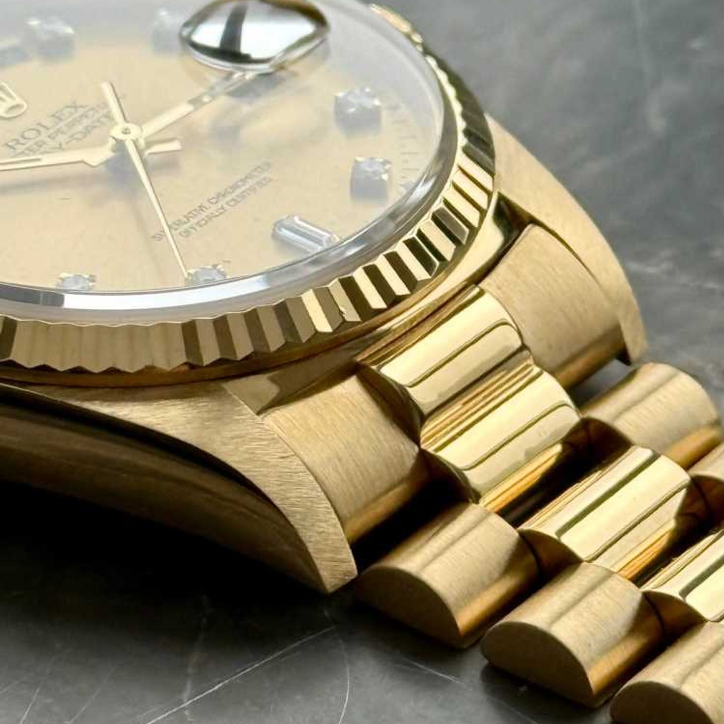 Rolex Day-Date 36 18238 (1995) - Gold dial 36 mm Yellow Gold case (8/8)