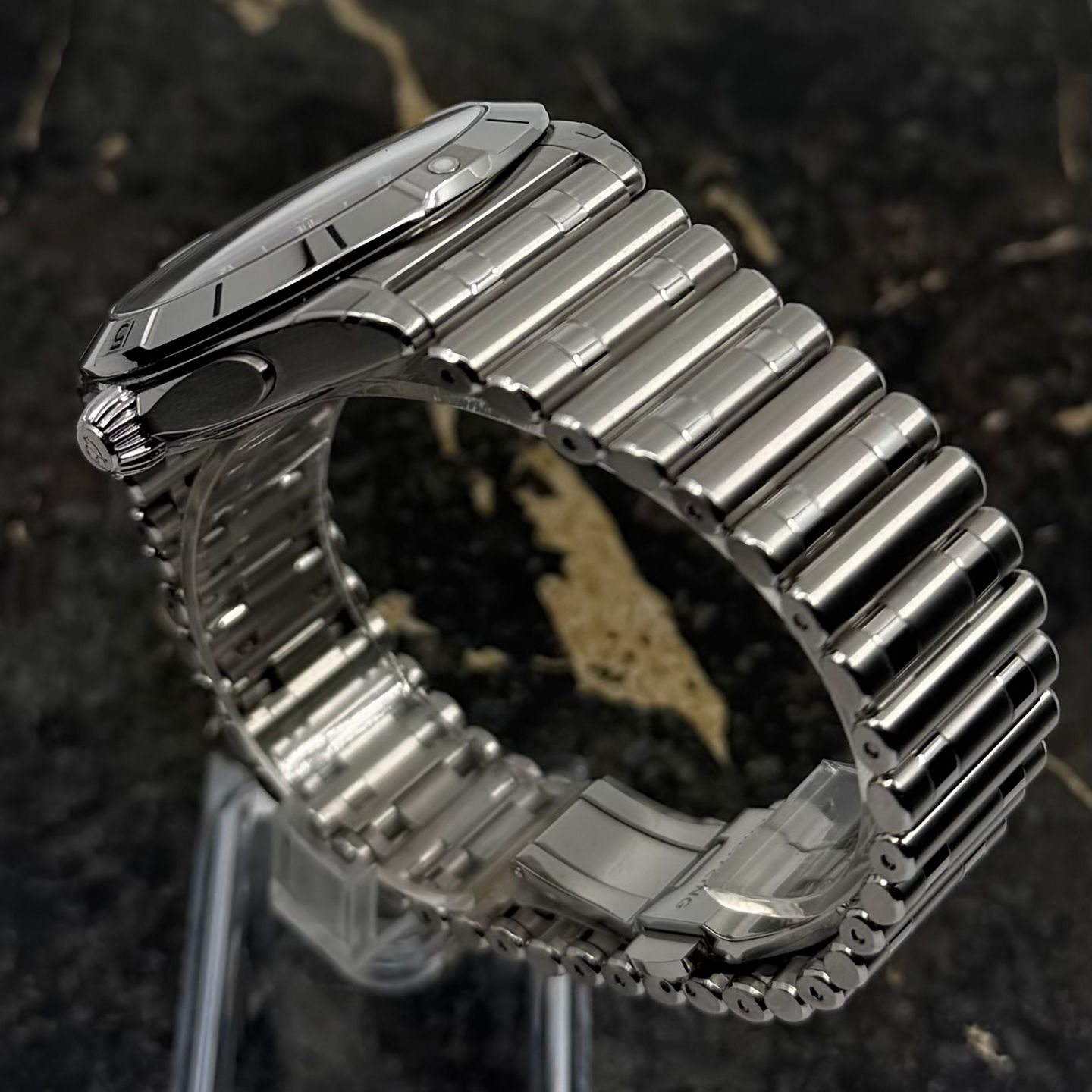 Breitling Chronomat GMT A32398101B1A1 (2026) - Black dial 40 mm Steel case (5/8)