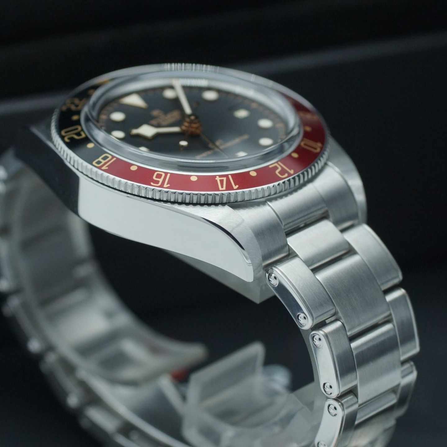 Tudor Black Bay Fifty-Eight 7939G1A0NRU (2026) - Black dial 39 mm Steel case (7/8)