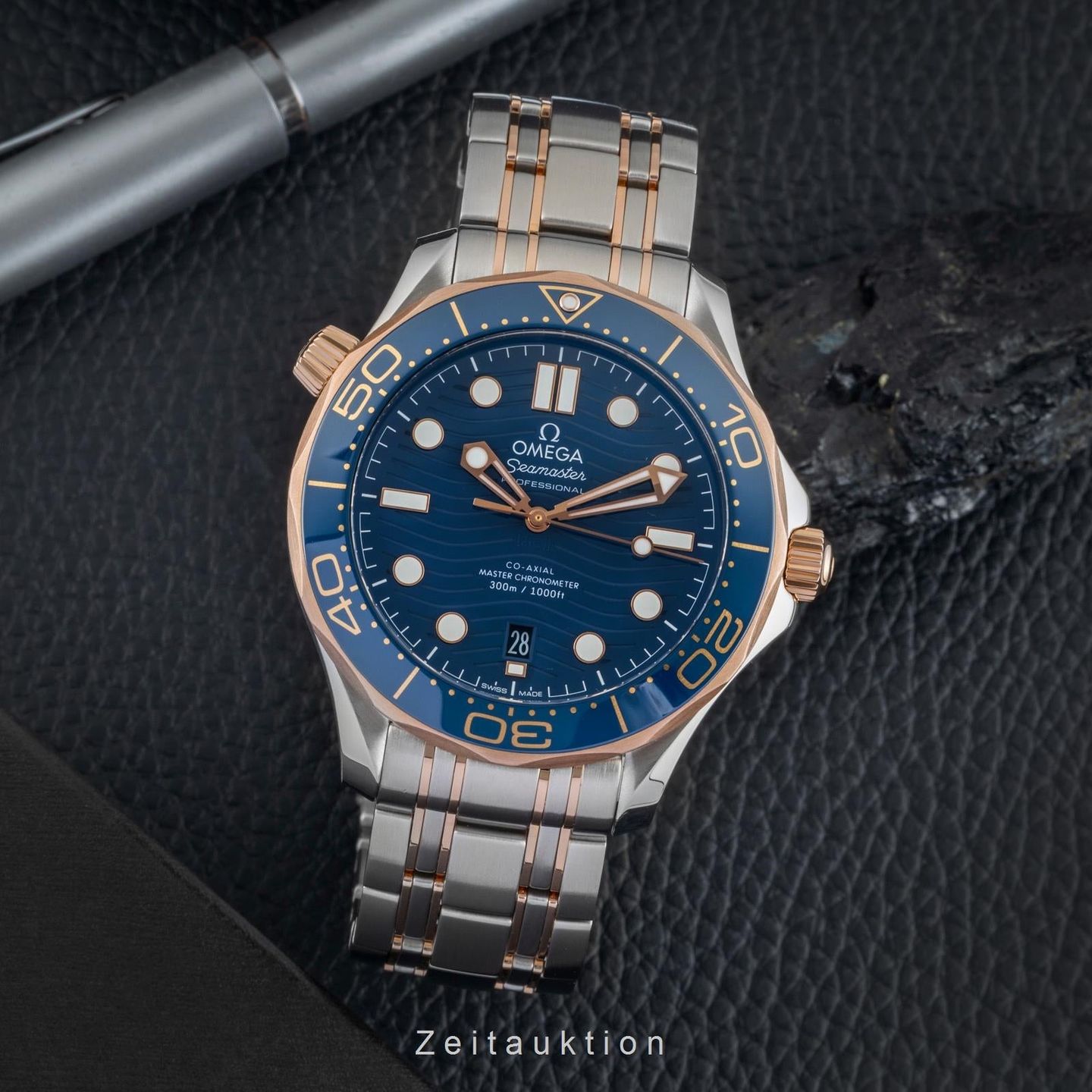 Omega Seamaster Diver 300 M 210.20.42.20.03.002 (Unknown (random serial)) - Blue dial 42 mm Steel case (3/8)
