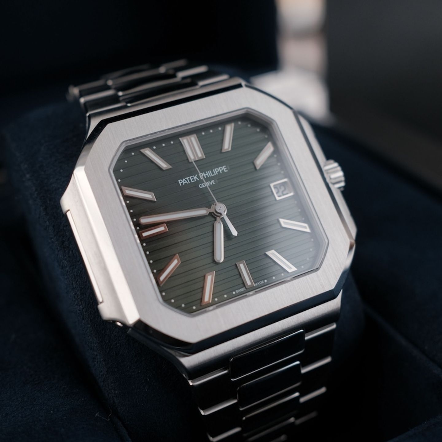 Patek Philippe Cubitus 5821/1A-001 - (2/8)