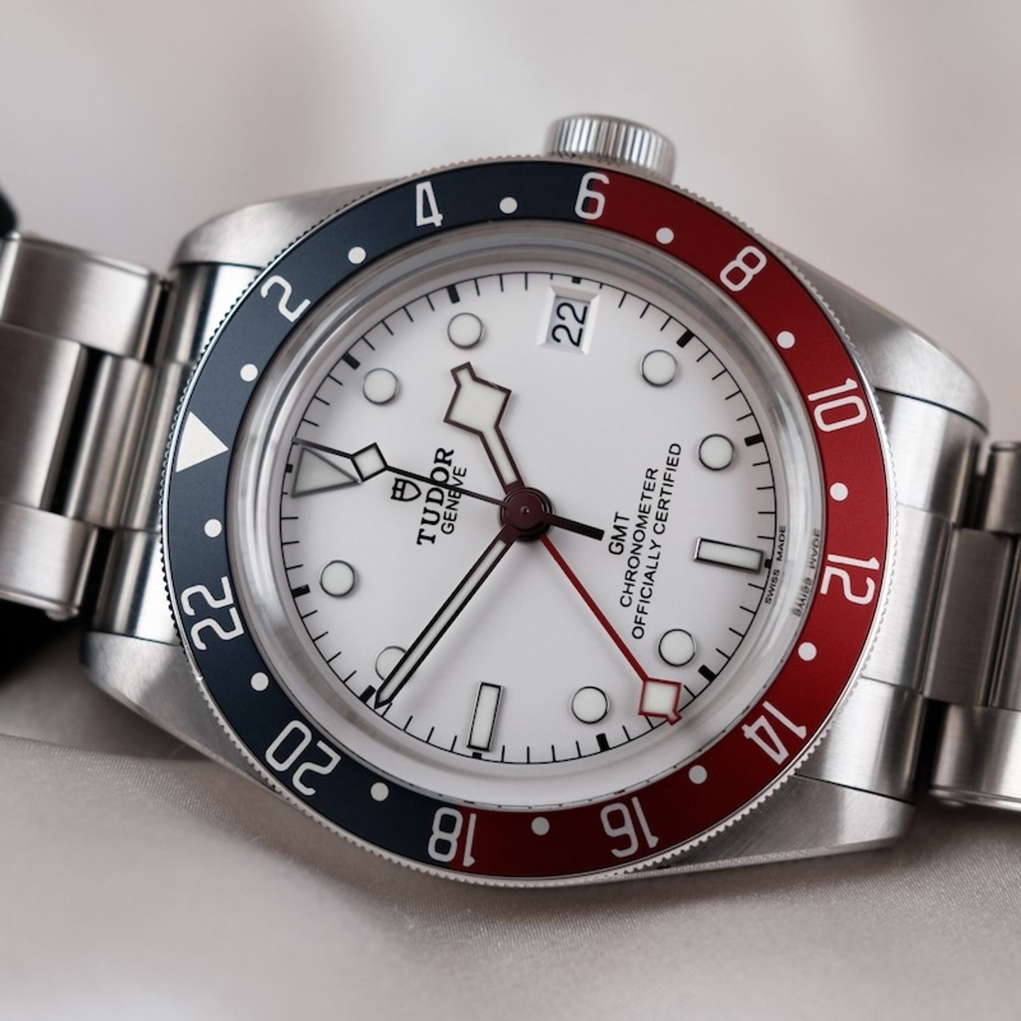 Tudor Black Bay GMT 79830RB (2024) - Black dial 41 mm Steel case (1/8)