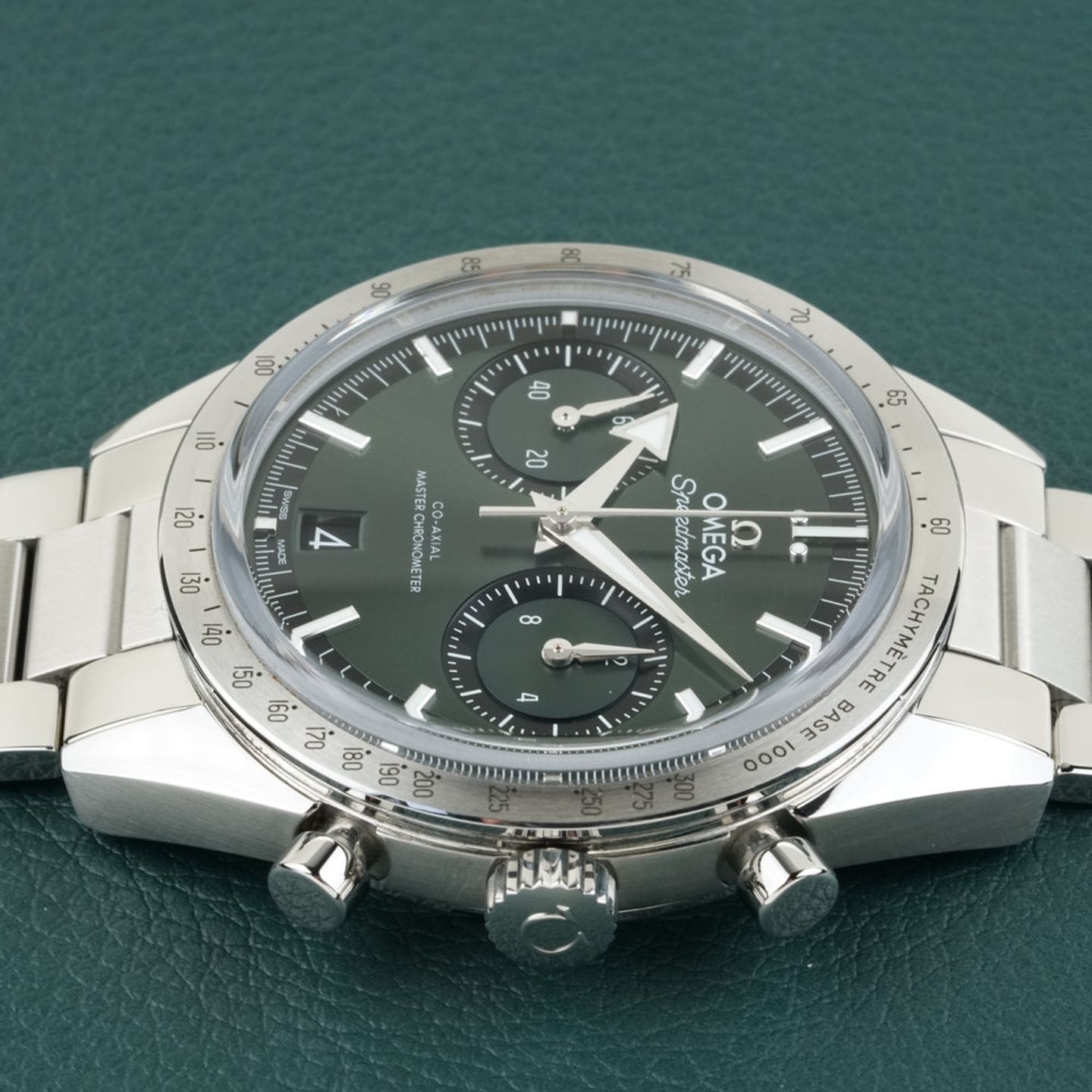 Omega Speedmaster '57 332.10.41.51.10.001 (2022) - Groen wijzerplaat 41mm Staal (4/8)