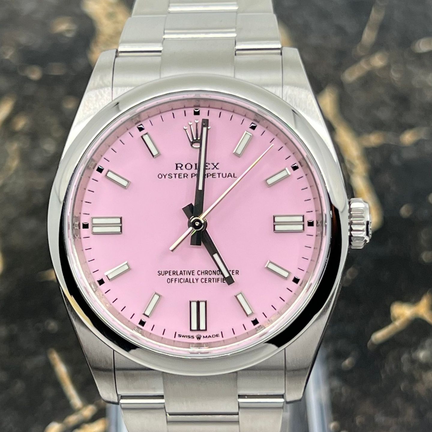 Rolex Oyster Perpetual 36 126000 - (2/8)