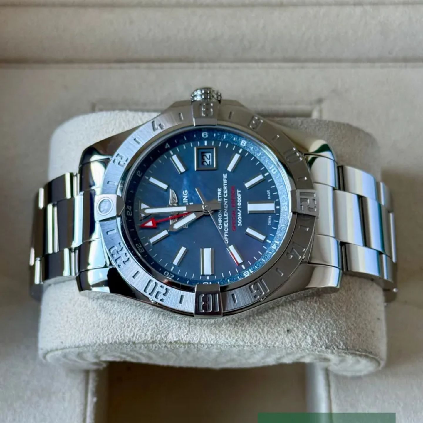 Breitling Avenger II GMT A3239011/C930 - (5/7)