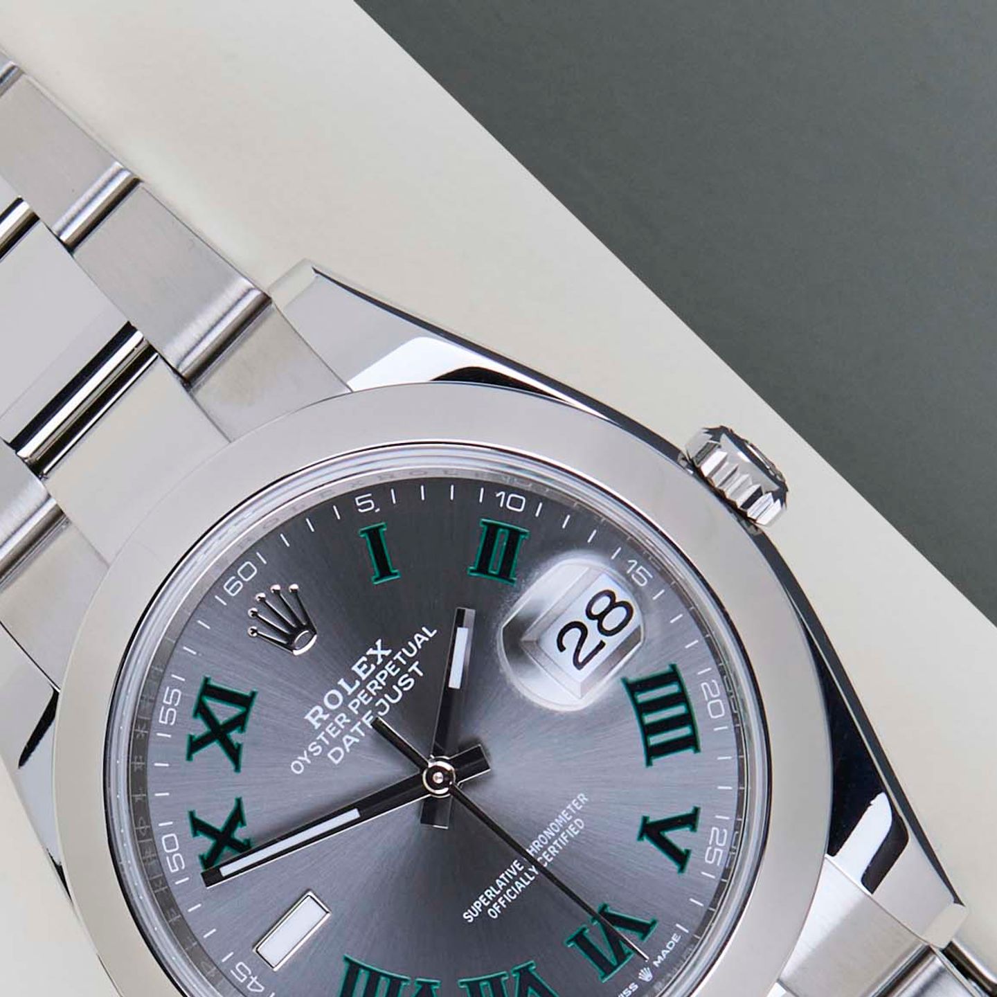 Rolex Datejust 41 126300 (2024) - Grey dial 41 mm Steel case (3/8)