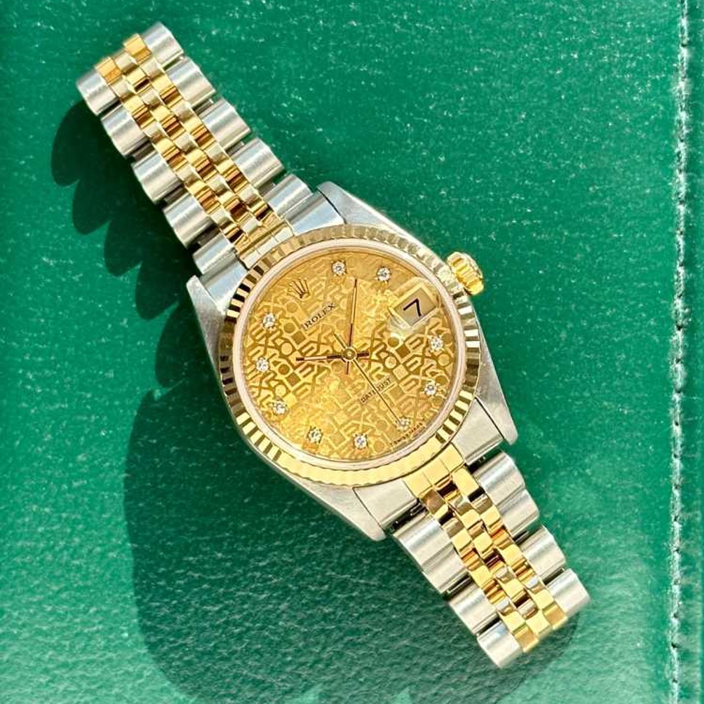 Rolex Datejust 31 68273 (1984) - Goud wijzerplaat 31mm Goud/Staal (2/8)