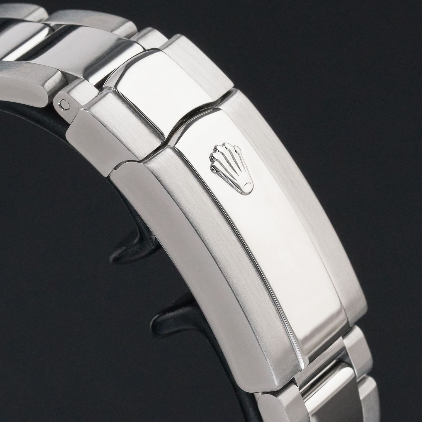 Rolex Oyster Perpetual Date 115234 - (8/8)