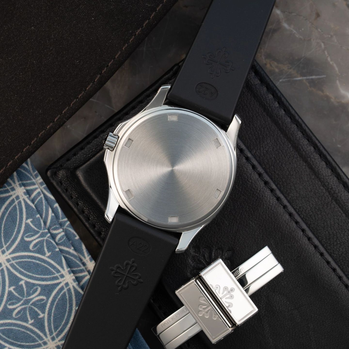 Patek Philippe Aquanaut 5064 (2006) - 37mm Staal (5/6)