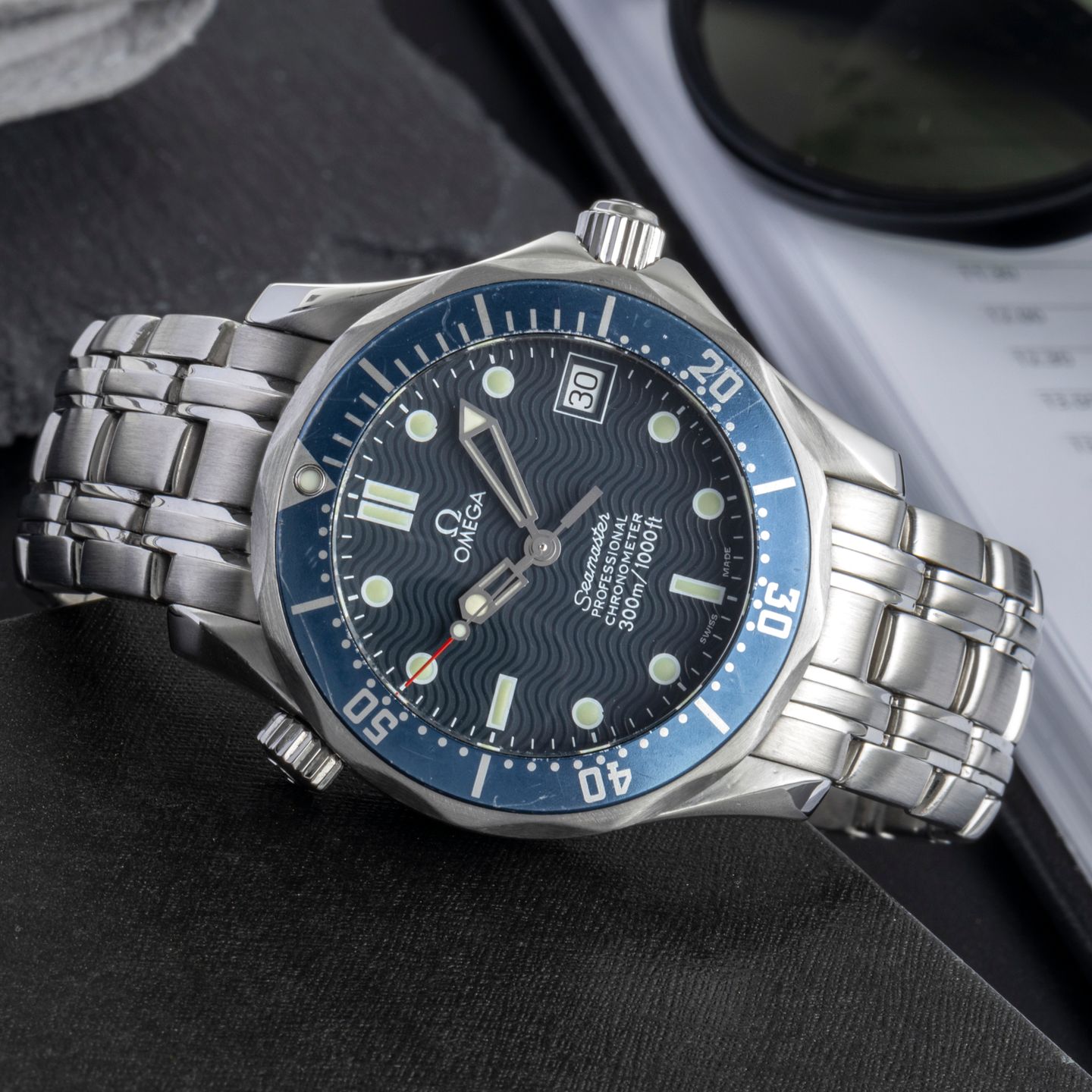 Omega Seamaster Diver 300 M 2551.80.00 (2006) - Blauw wijzerplaat 36mm Staal (2/8)