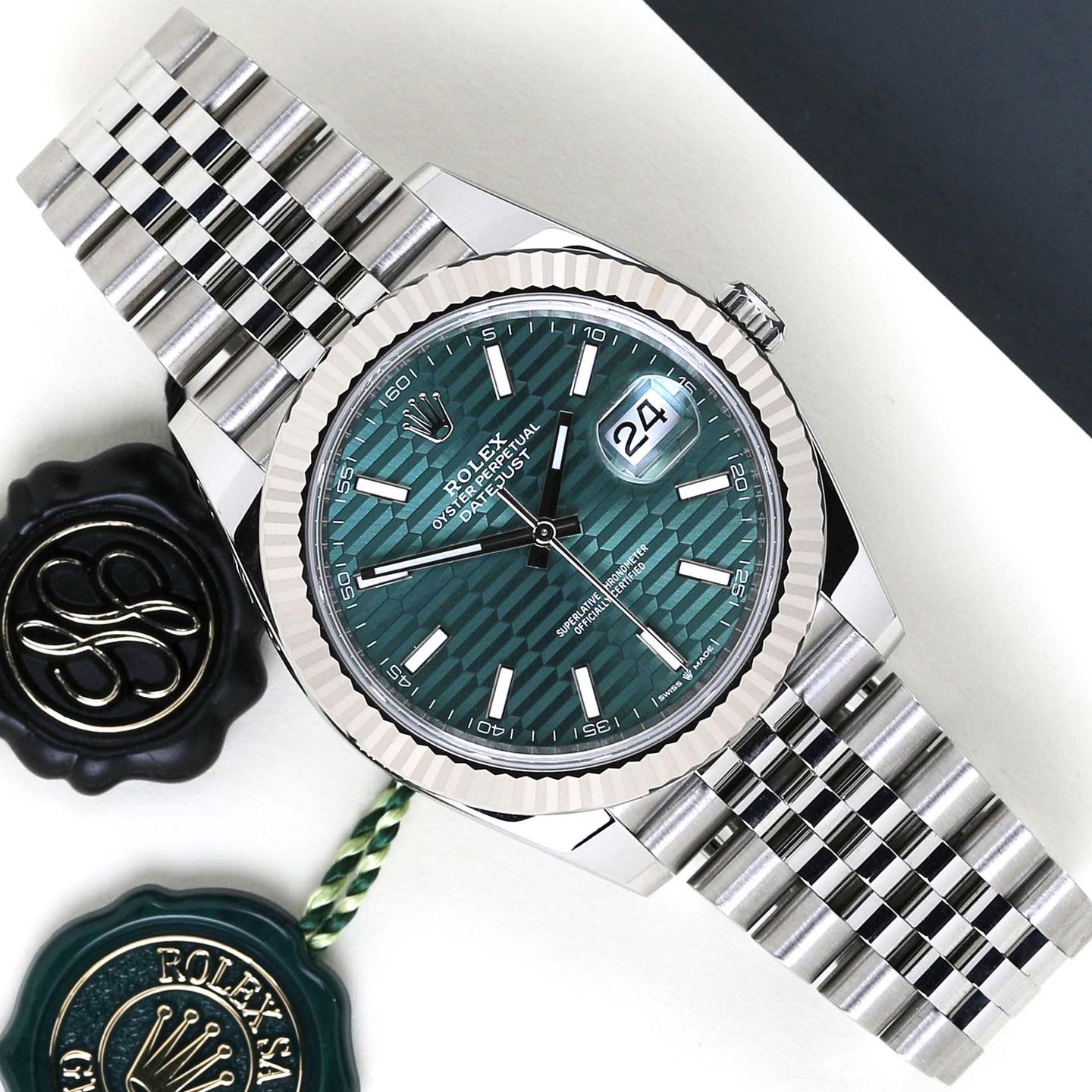 Rolex Datejust 41 126334 (2023) - Groen wijzerplaat 41mm Staal (1/8)