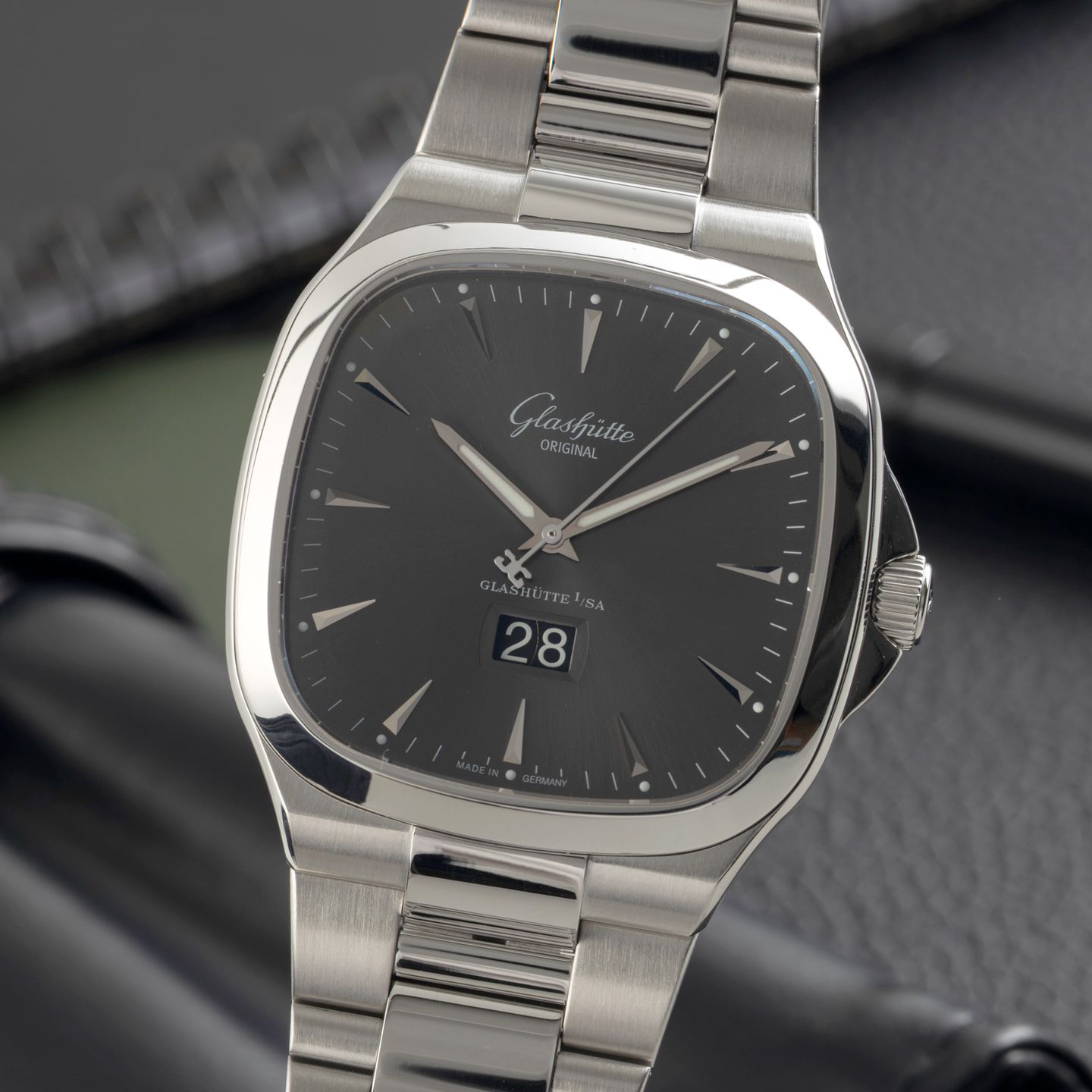 Glashütte Original Seventies Panorama Date 2-39-47-12-12-14 - (3/8)