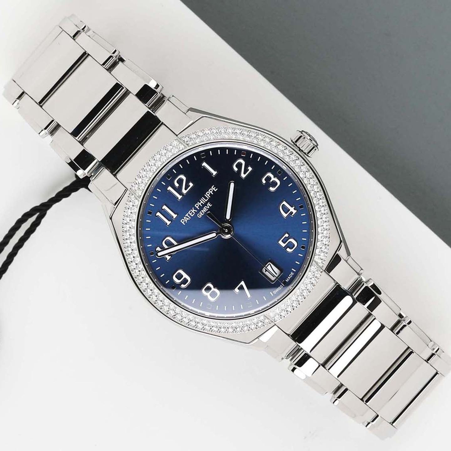 Patek Philippe Twenty~4 7300/1200A (2024) - Blue dial 36 mm Steel case (1/8)