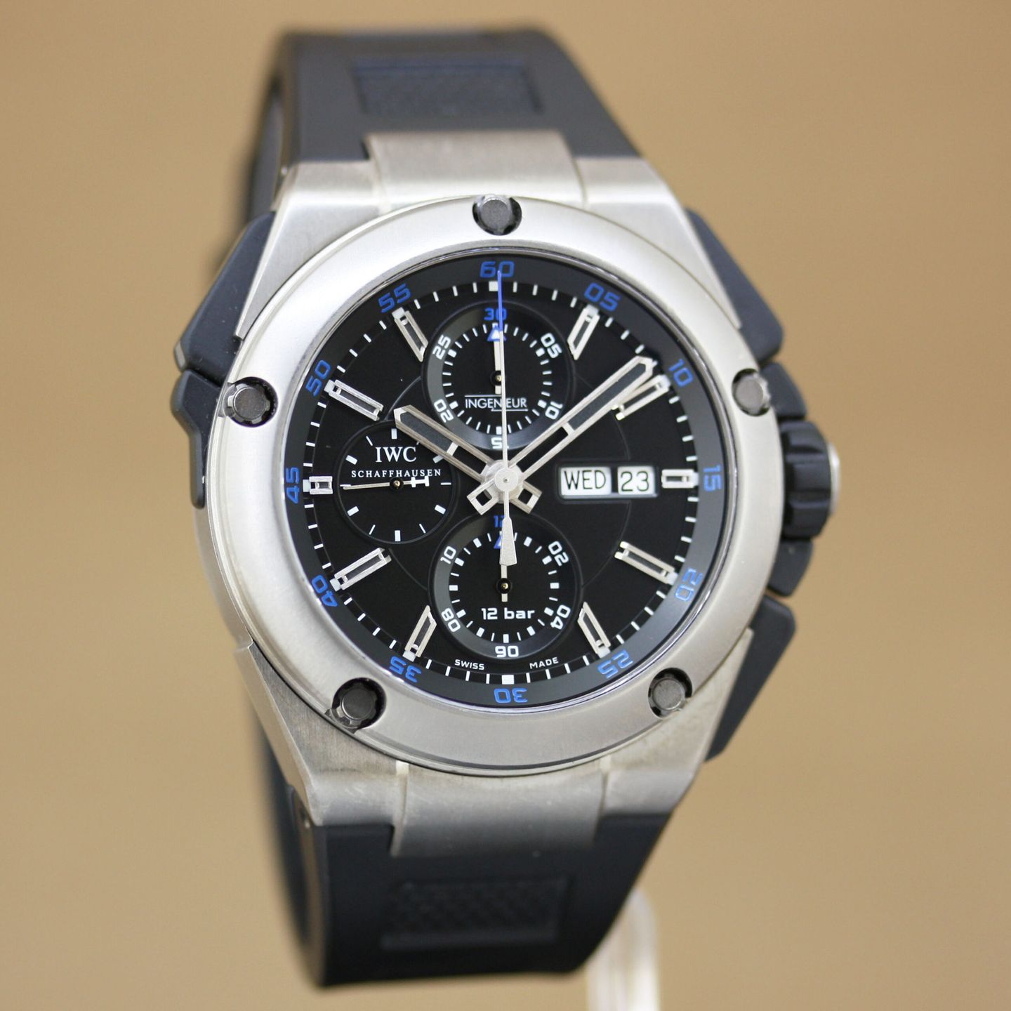 IWC Ingenieur Double Chronograph Titanium IW376501 - (3/8)