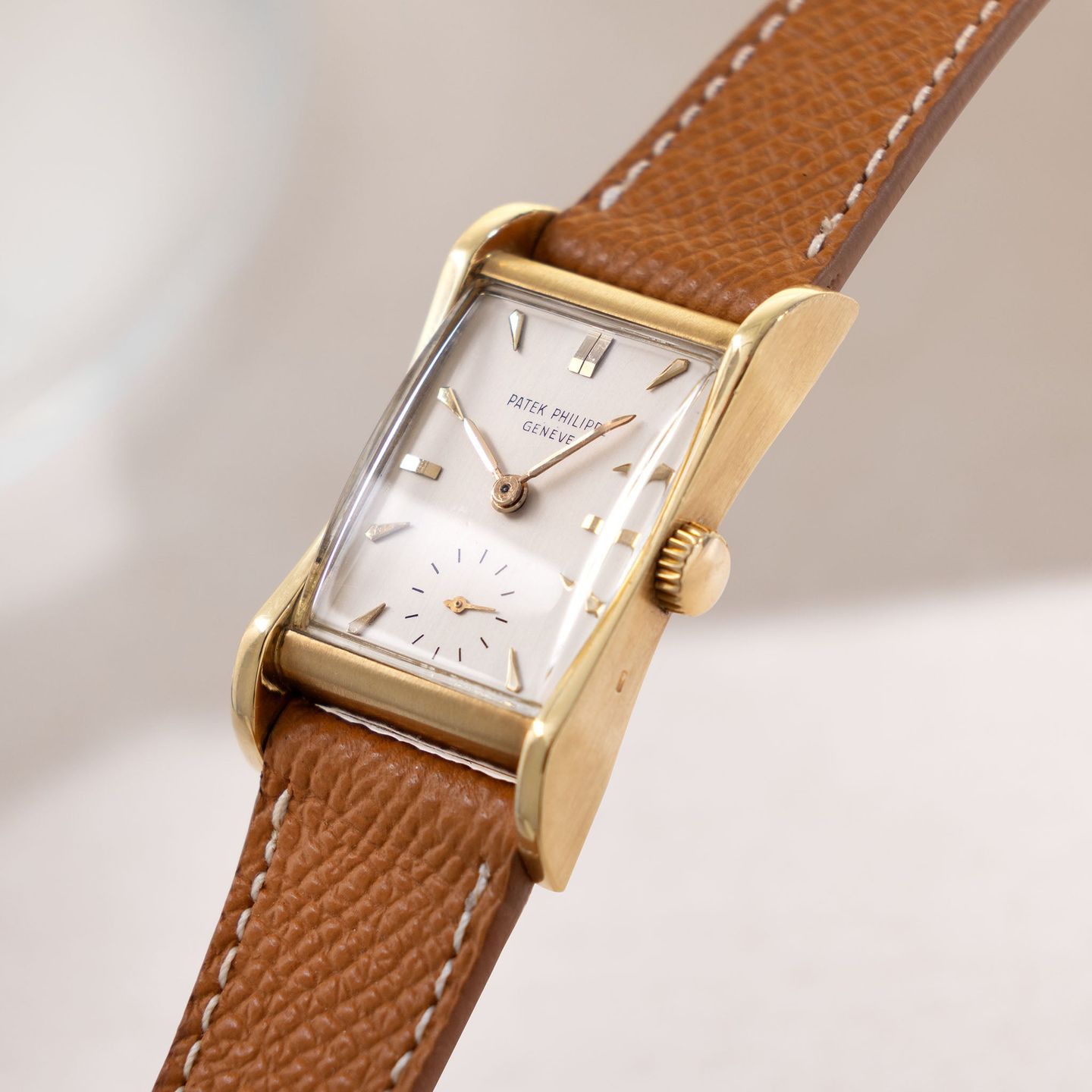 Patek Philippe Golden Ellipse 5738/1R-001 (1950) - 35mm Roségoud (1/8)