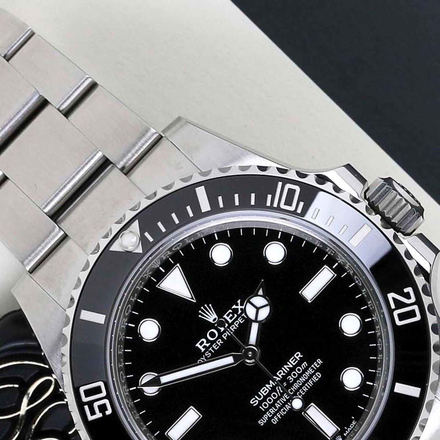 Rolex Submariner No Date 124060 (2024) - Zwart wijzerplaat 41mm Staal (3/8)