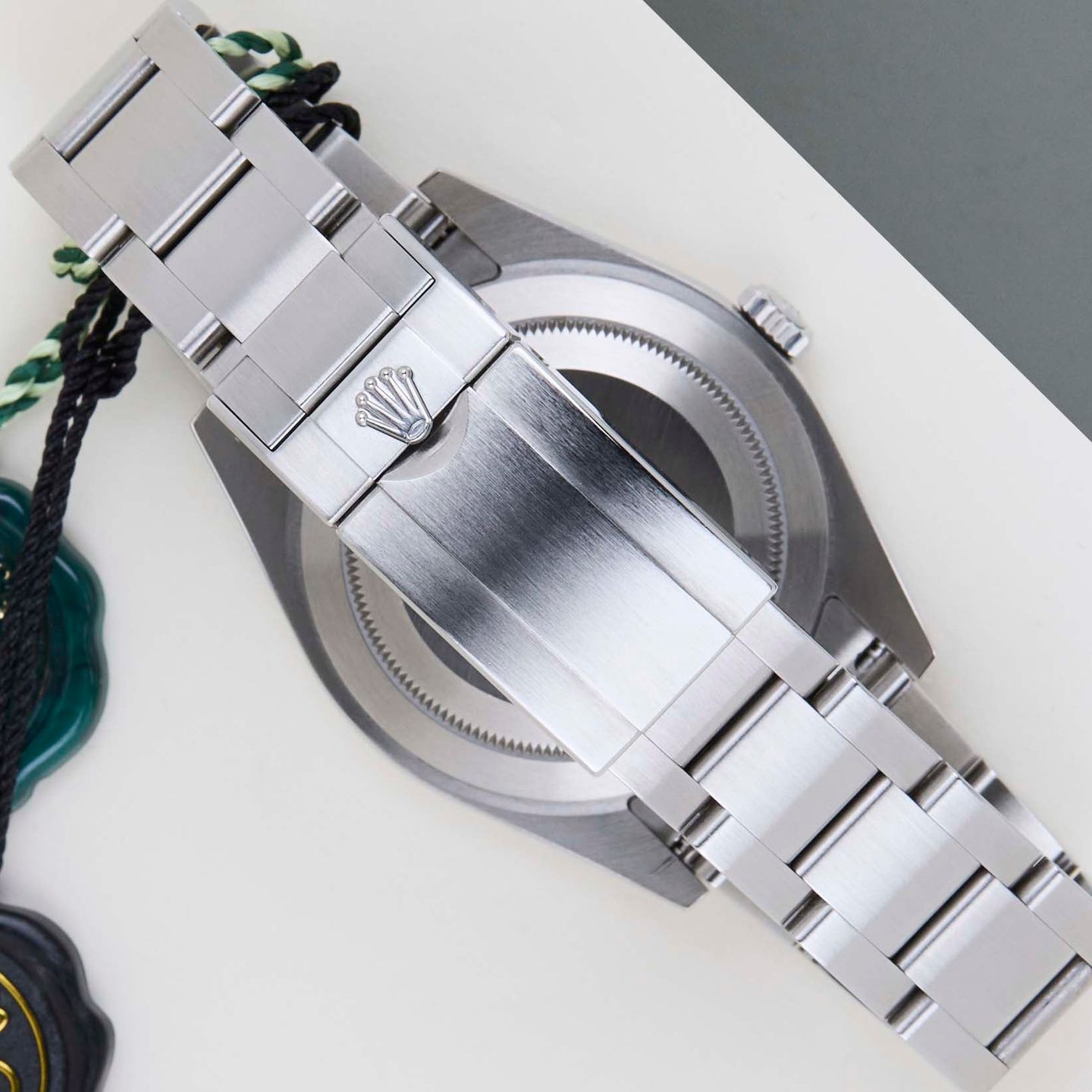 Rolex Explorer 214270 - (6/8)