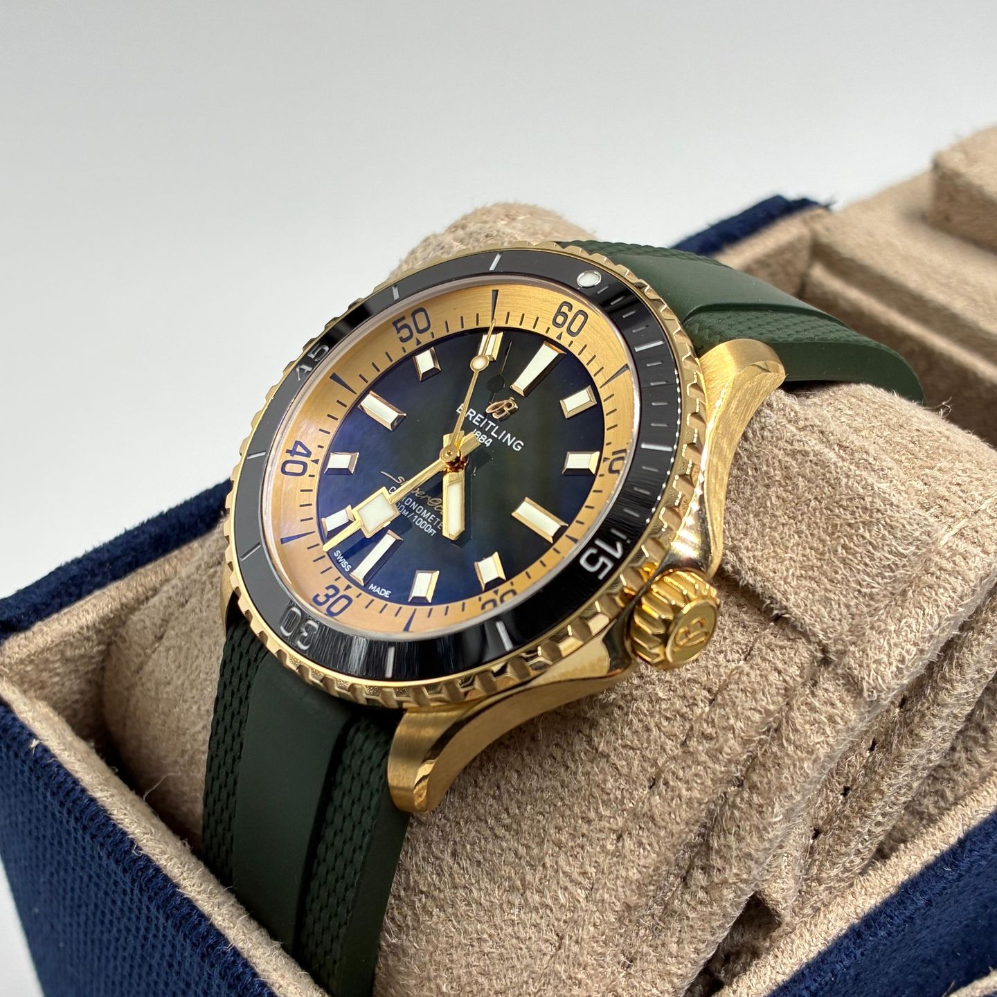 Breitling Superocean 42 N17375201L1S1 - (2/5)