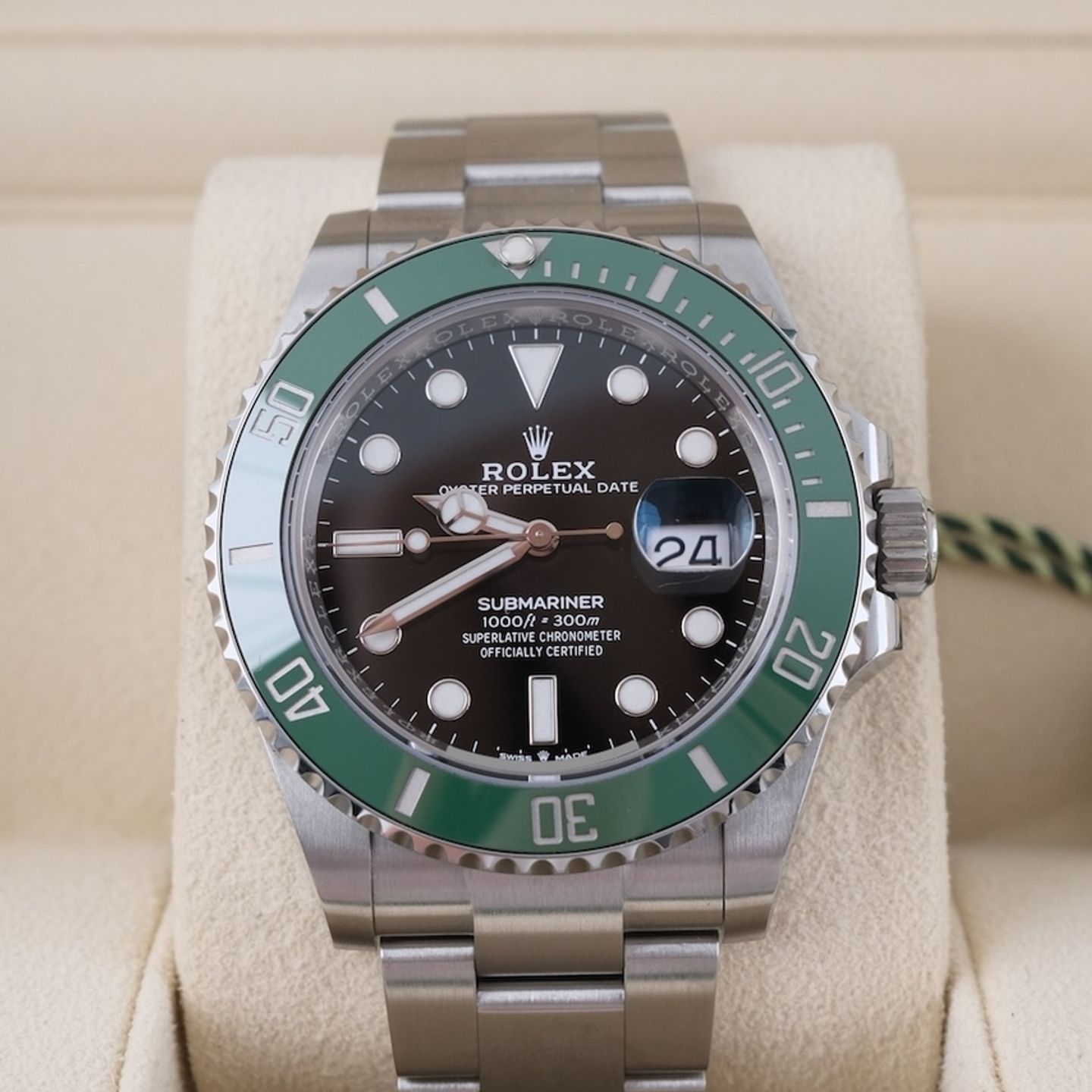Rolex Submariner Date 126610LV - (2/8)
