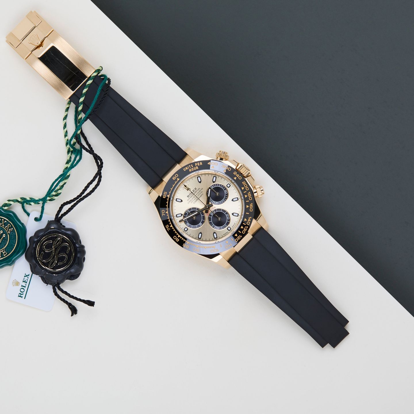 Rolex Daytona 116518LN (2021) - Champagne dial 40 mm Yellow Gold case (2/8)