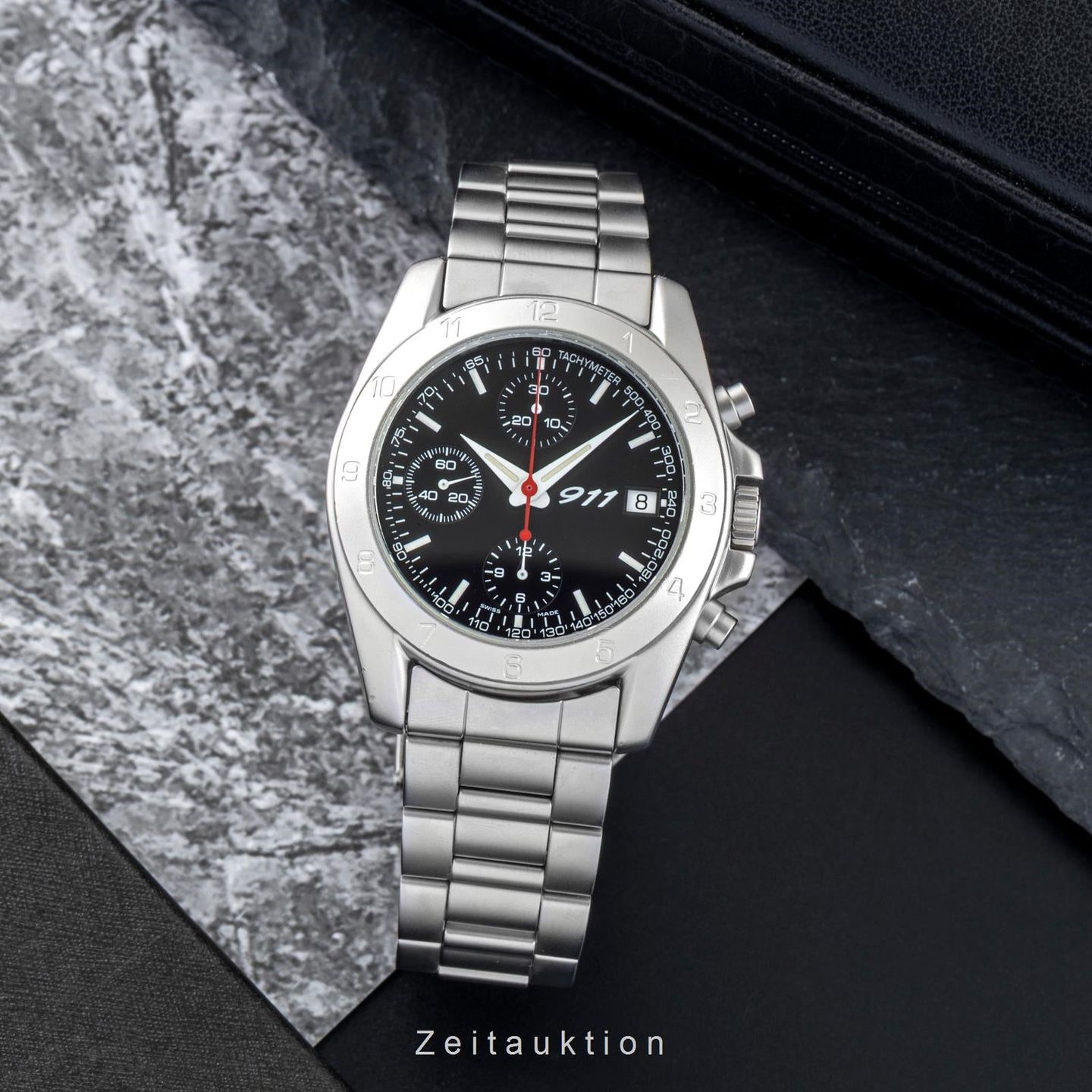 IWC Porsche Design IW3732 (1999) - Black dial 36 mm Titanium case (3/8)