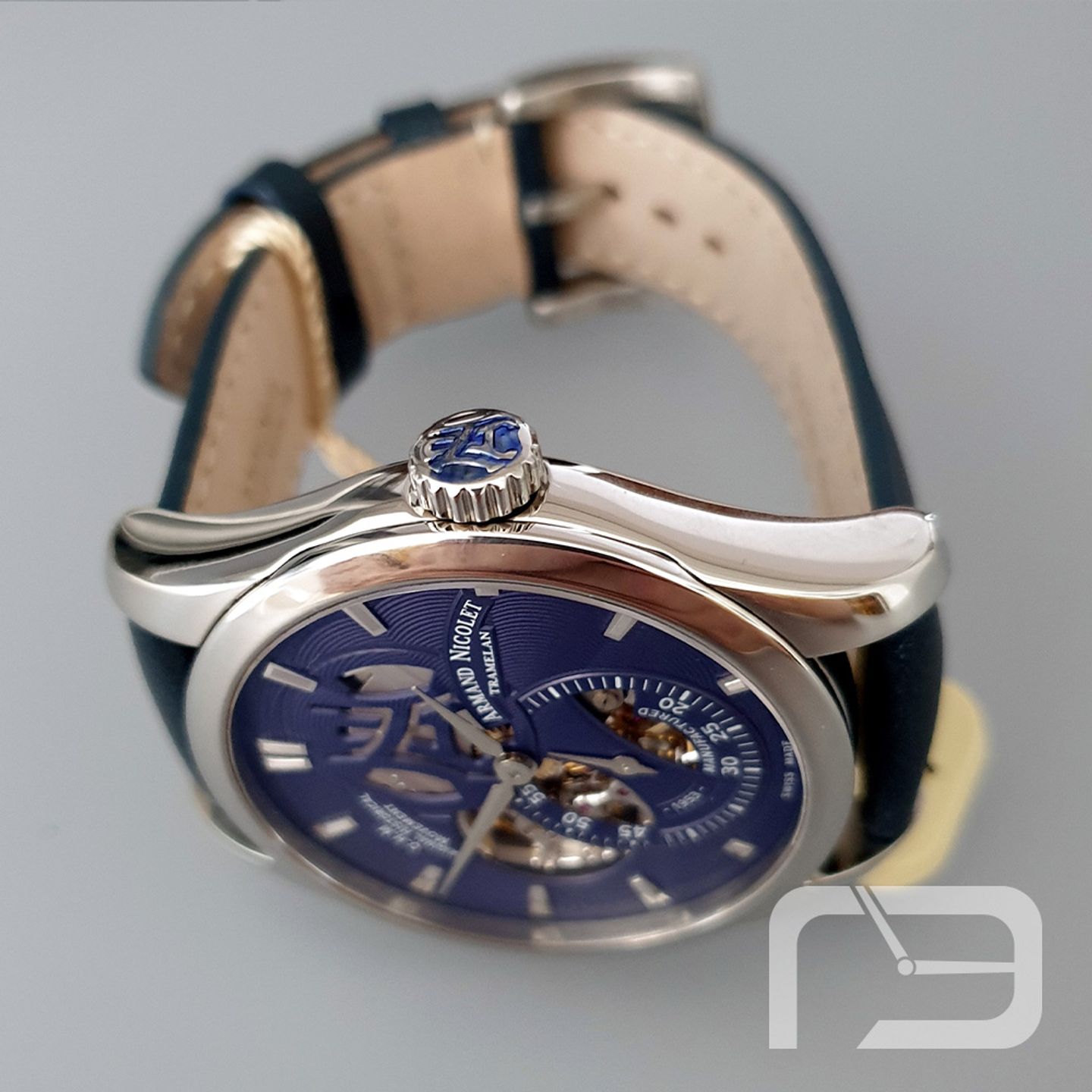 Armand Nicolet Unknown A132AAA-BU-P140BU2 (2024) - Blue dial 43 mm Steel case (5/8)