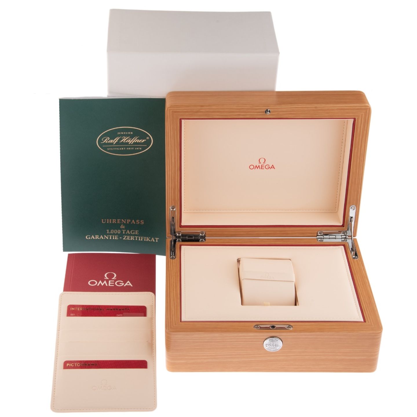 Omega Seamaster Planet Ocean 217.32.42.21.01.001 (2026) - Zwart wijzerplaat 42mm Titanium (2/7)