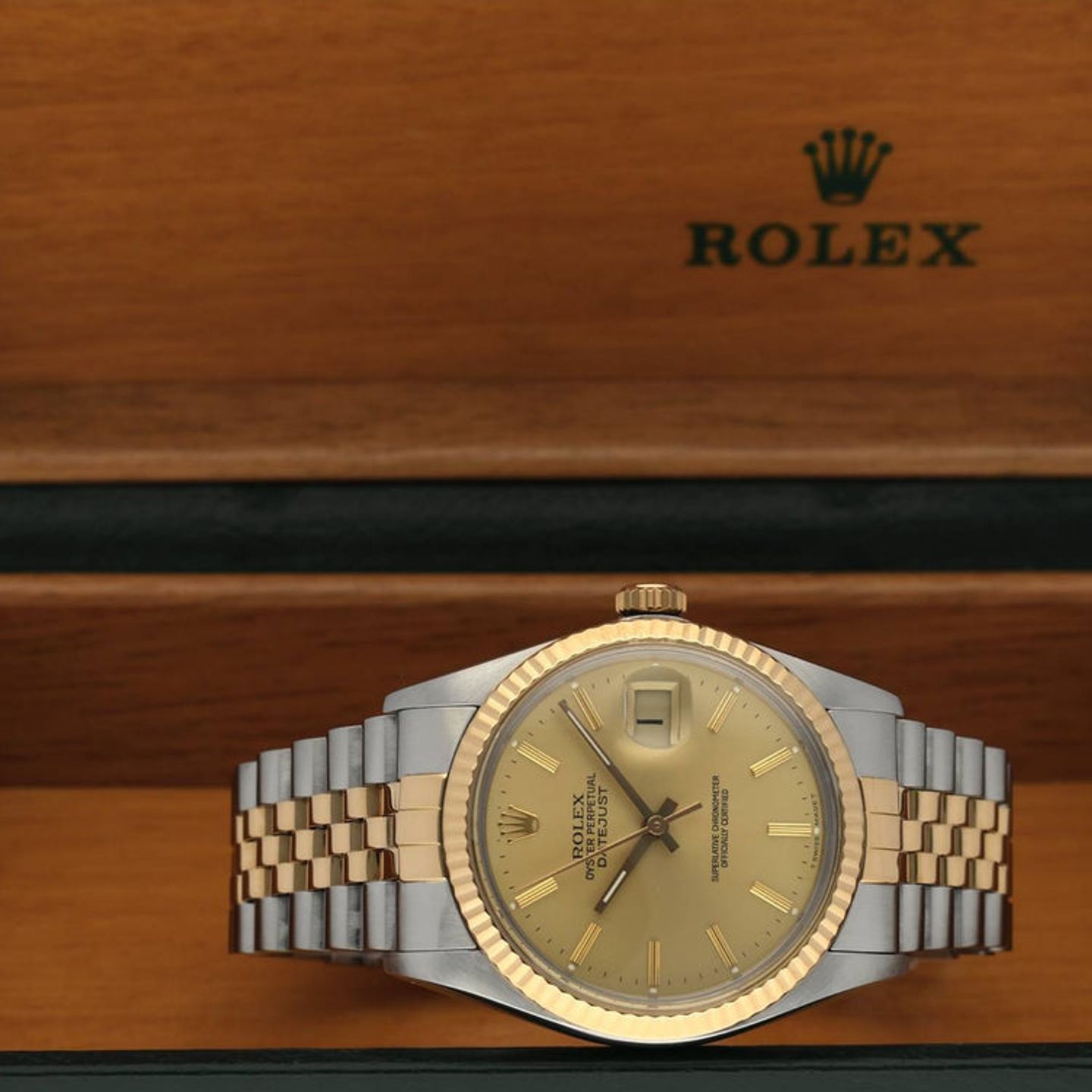 Rolex Datejust 36 16013 (1988) - Gold dial 36 mm Gold/Steel case (3/7)