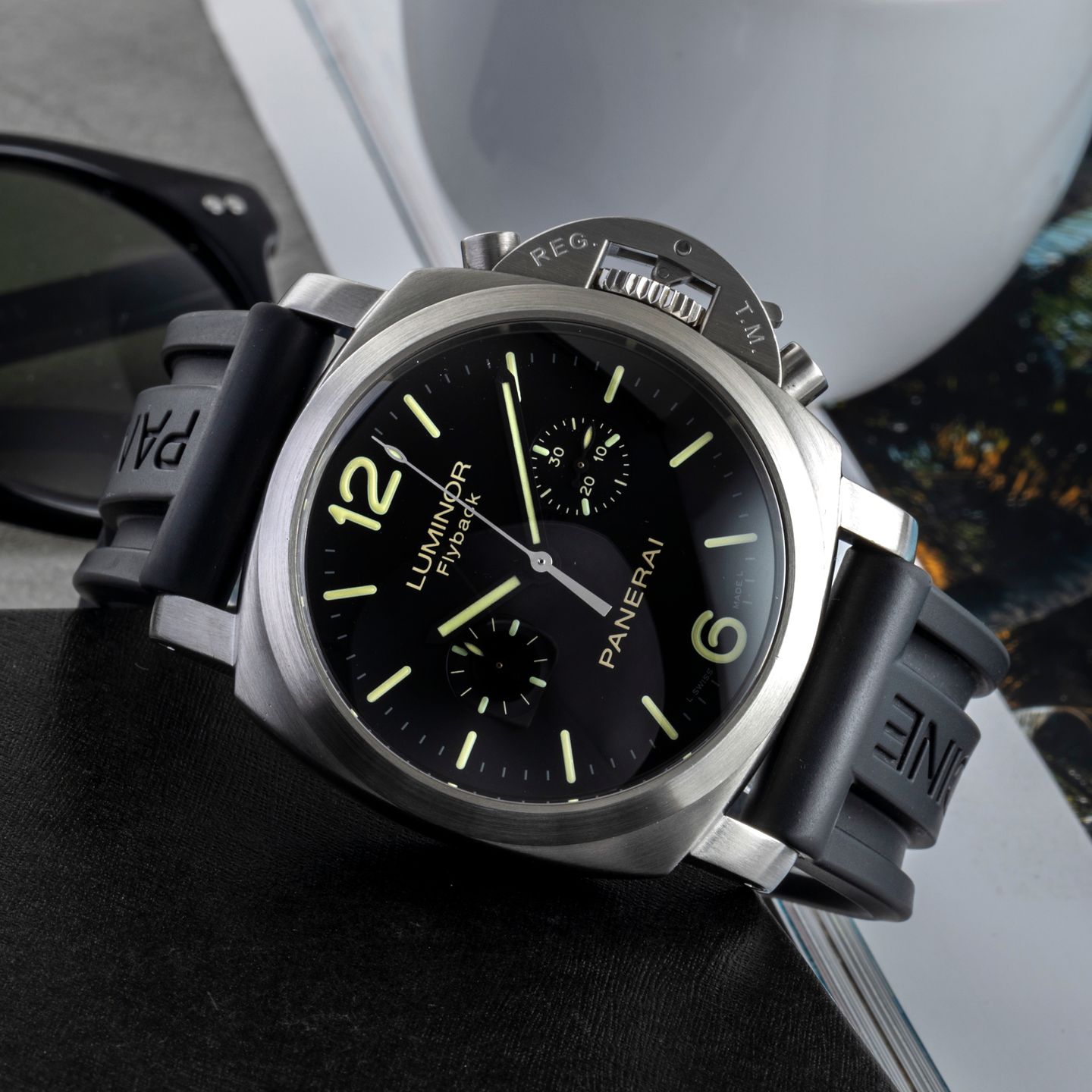 Panerai Luminor 1950 PAM00361 - (2/8)