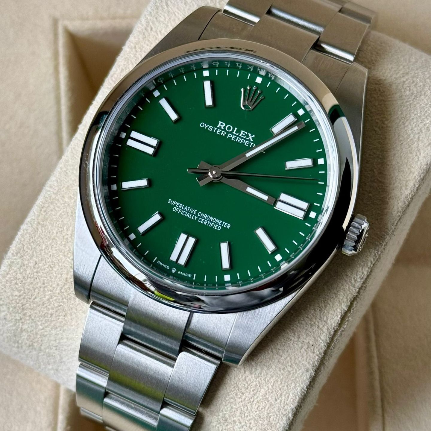 Rolex Oyster Perpetual 41 124300 (2024) - Groen wijzerplaat 41mm Staal (3/7)