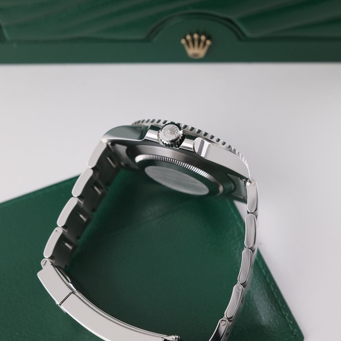 Rolex Submariner No Date 114060 (2019) - Black dial 40 mm Steel case (6/8)