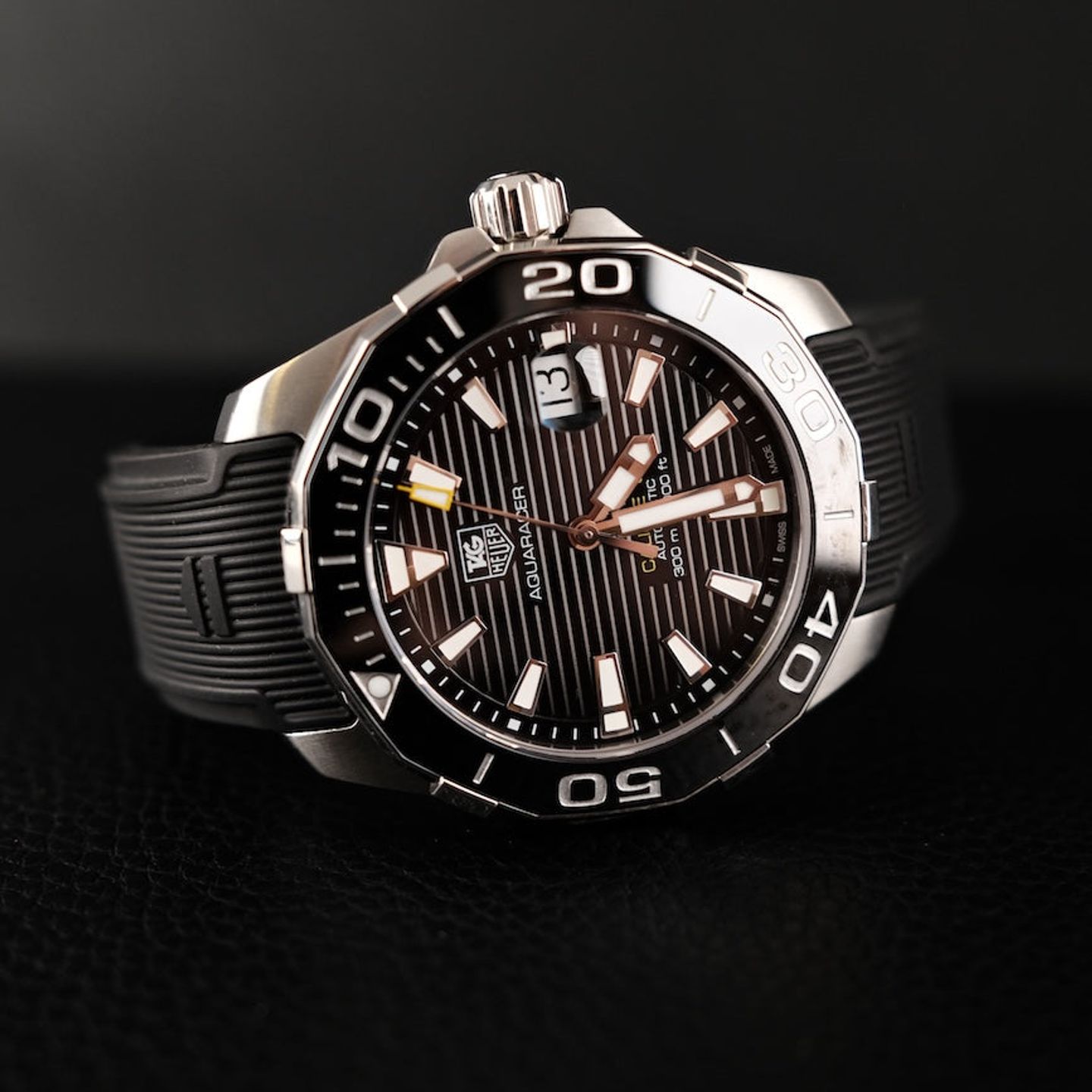 TAG Heuer Aquaracer 300M WAY211A.FT6151 (Onbekend (willekeurig serienummer)) - Zwart wijzerplaat 41mm Staal (1/8)