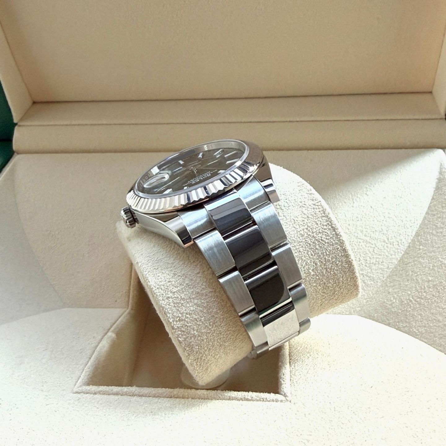 Rolex Datejust 41 126334 (2023) - Green dial 41 mm Steel case (3/7)