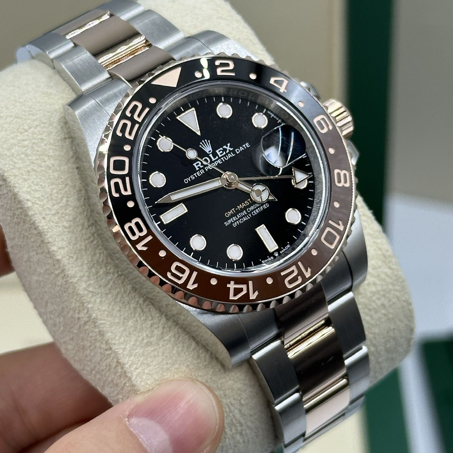 Rolex GMT-Master II 126711CHNR (Onbekend (willekeurig serienummer)) - Zwart wijzerplaat 40mm Goud/Staal (7/8)