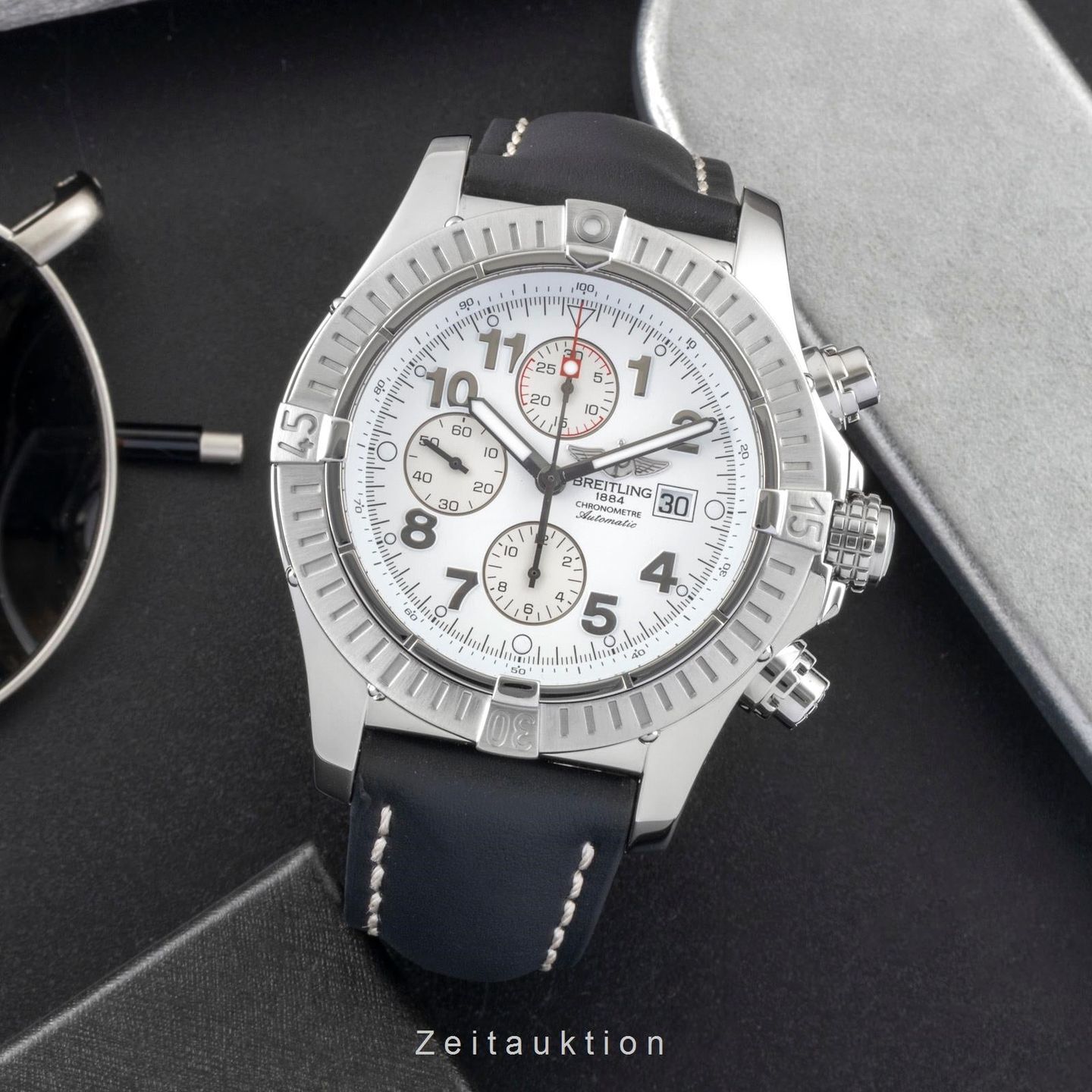 Breitling Super Avenger A13370 - (3/8)